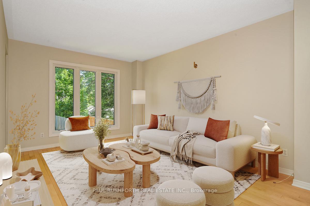 Photo 3 of 98 Piper Crescent, Ottawa, Kanata - Morgan's Grant/South March — HOMEH