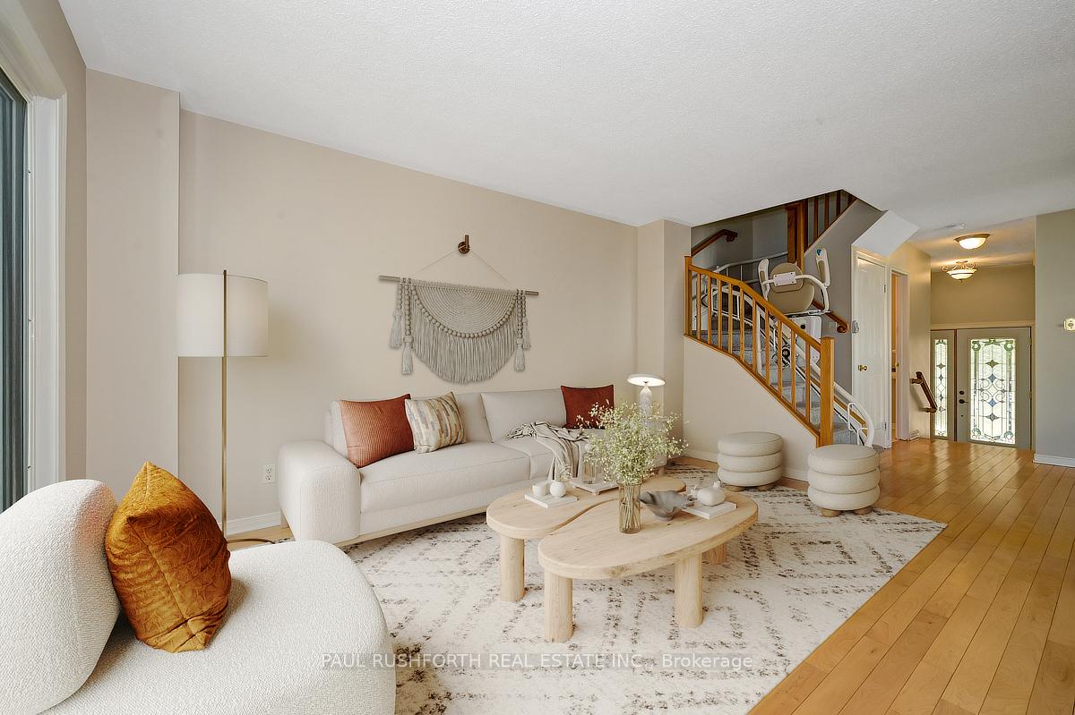 Photo 5 of 98 Piper Crescent, Ottawa, Kanata - Morgan's Grant/South March — HOMEH