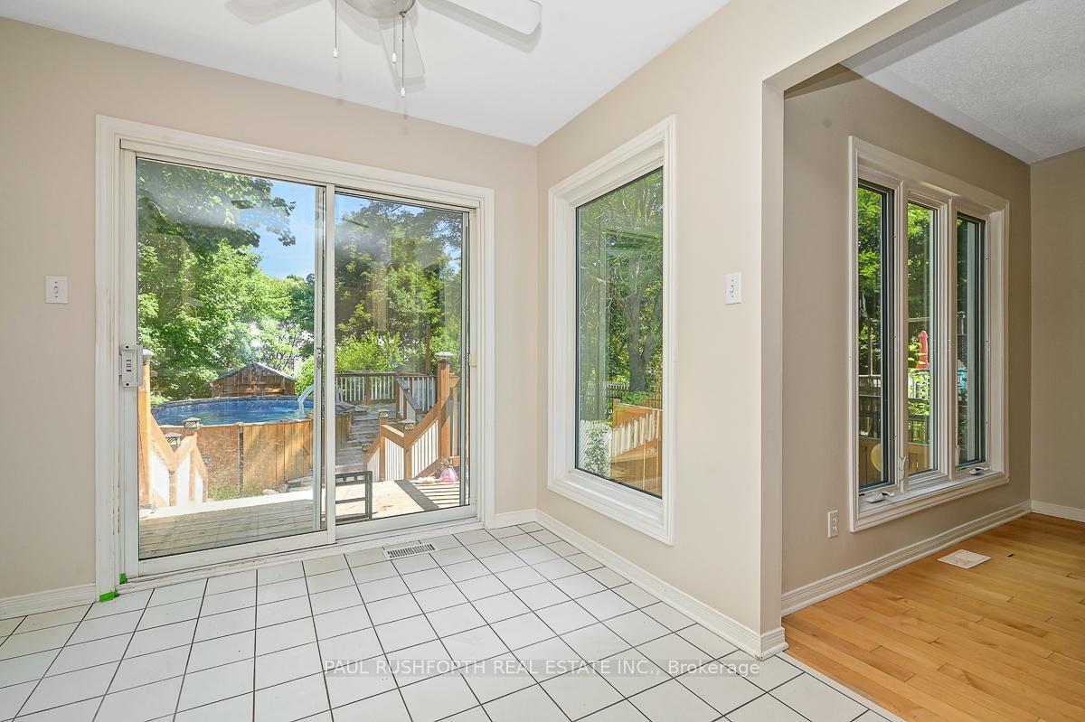 Photo 12 of 98 Piper Crescent, Ottawa, Kanata - Morgan's Grant/South March — HOMEH