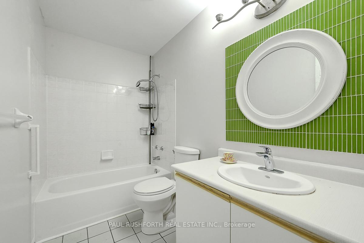 Photo 19 of 98 Piper Crescent, Ottawa, Kanata - Morgan's Grant/South March — HOMEH