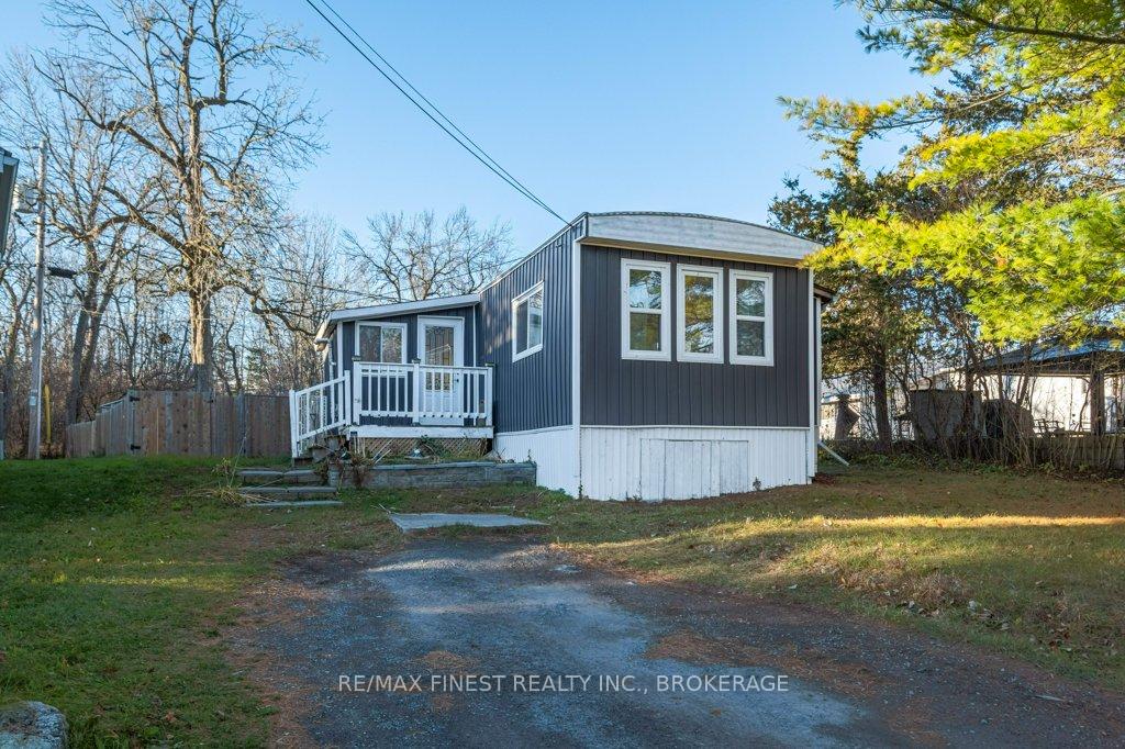 Photo 4 of Unit 11, 5633 Bath Road, Loyalist, Lennox and Addington - South — HOMEH