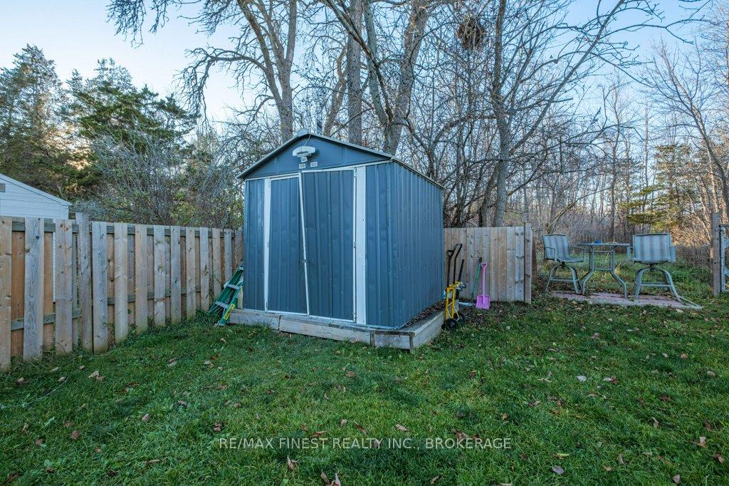 Photo 9 of Unit 11, 5633 Bath Road, Loyalist, Lennox and Addington - South — HOMEH