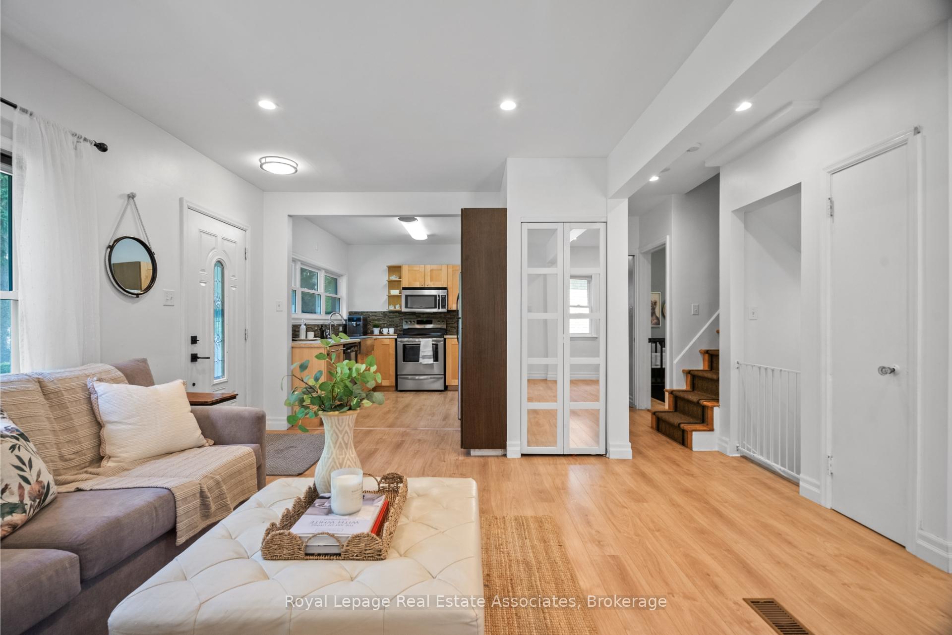 Photo 11 of 196 Sheldon Avenue N, Kitchener, Eastwood — HOMEH