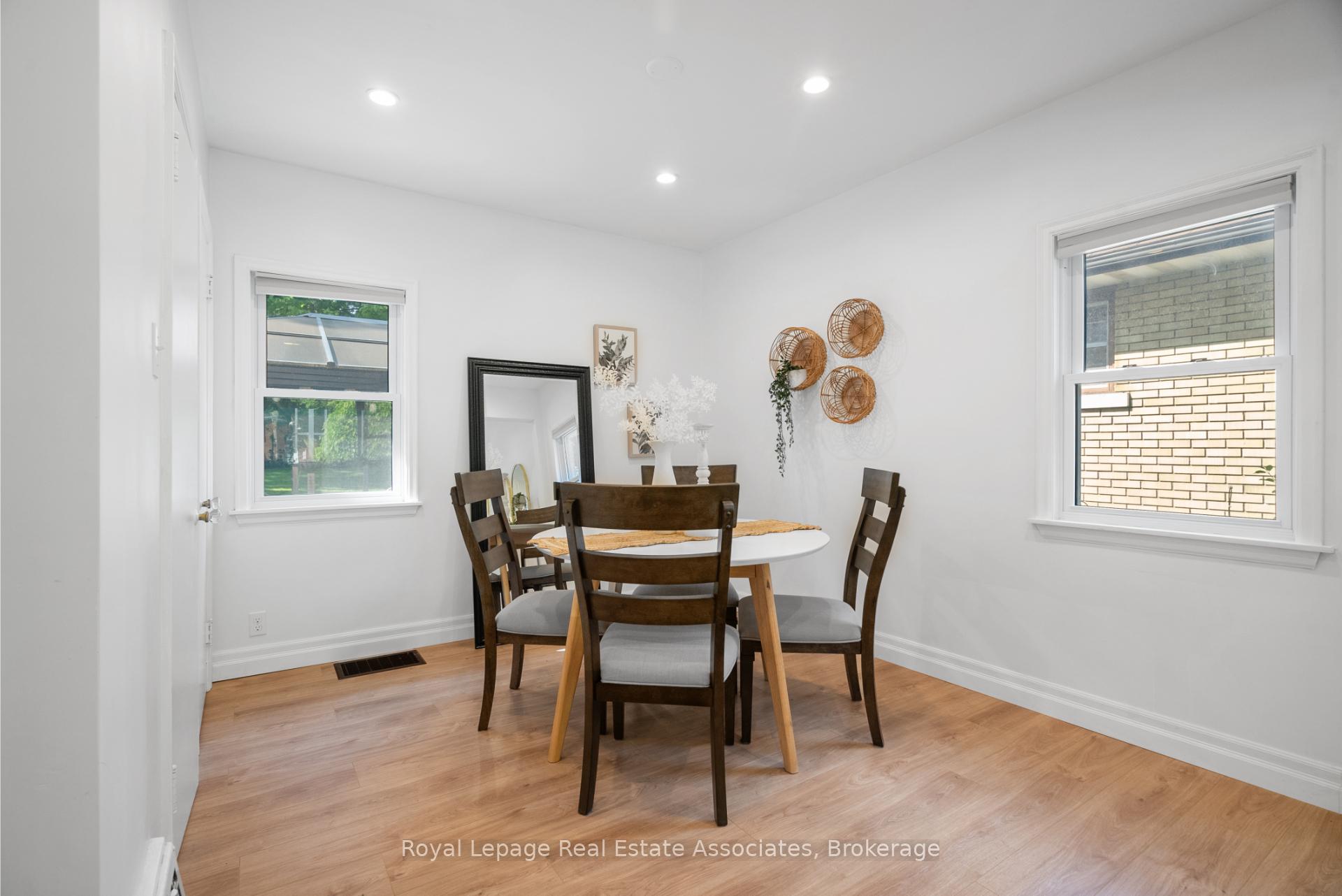 Photo 14 of 196 Sheldon Avenue N, Kitchener, Eastwood — HOMEH