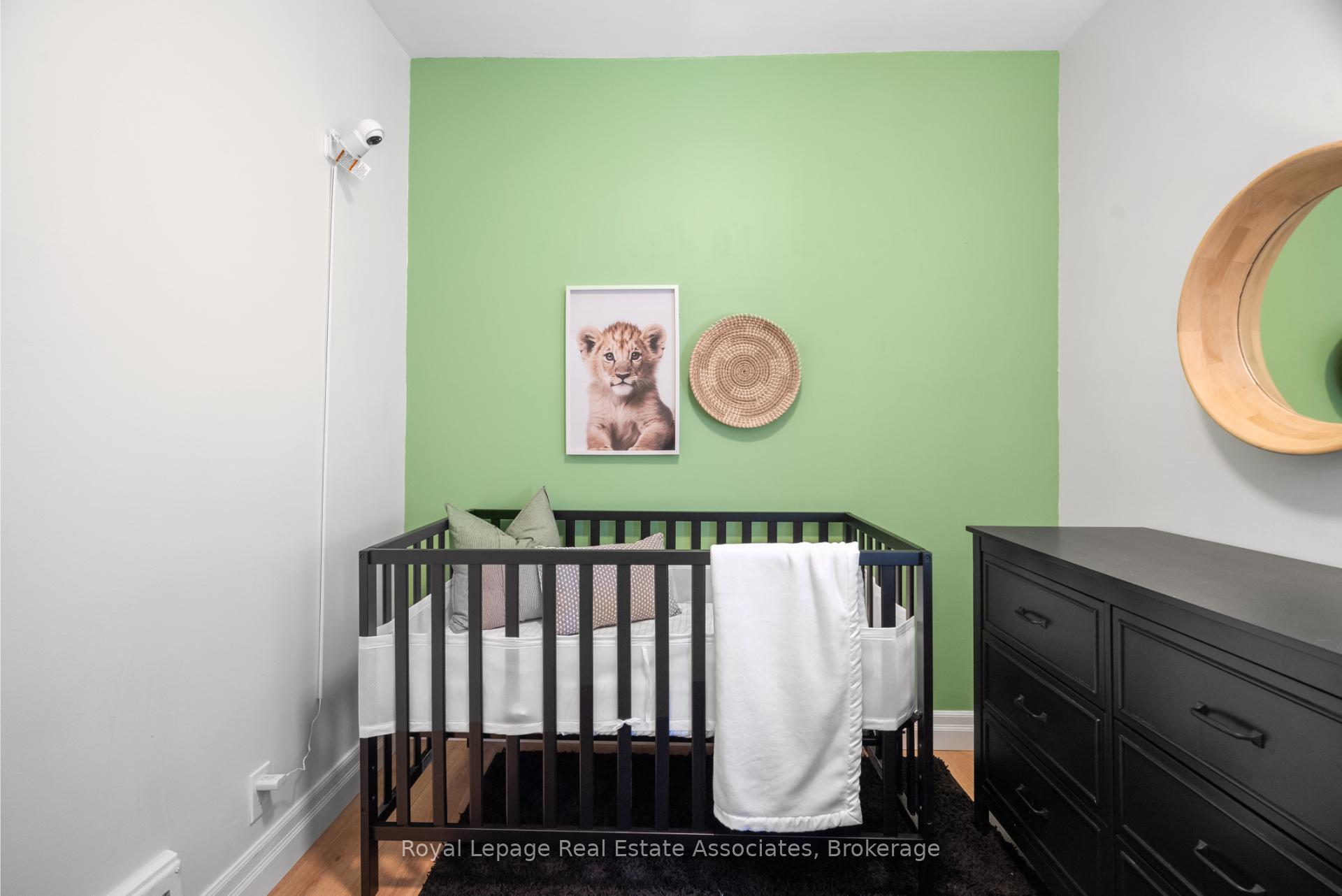 Photo 22 of 196 Sheldon Avenue N, Kitchener, Eastwood — HOMEH
