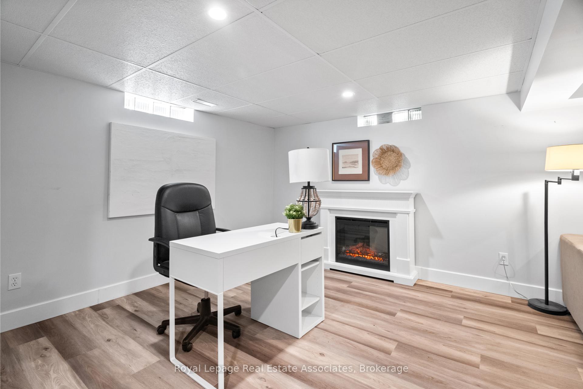 Photo 27 of 196 Sheldon Avenue N, Kitchener, Eastwood — HOMEH