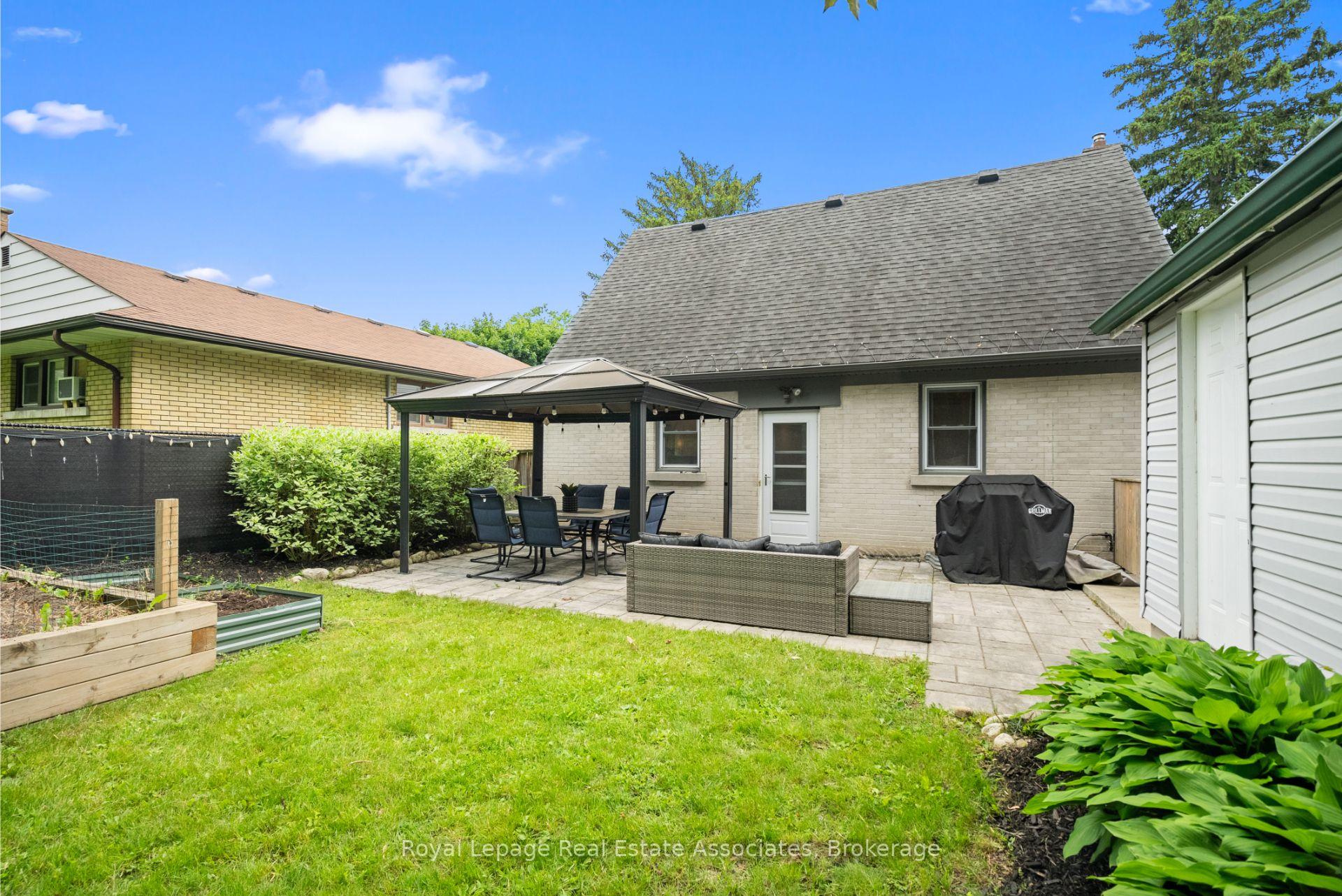 Photo 35 of 196 Sheldon Avenue N, Kitchener, Eastwood — HOMEH