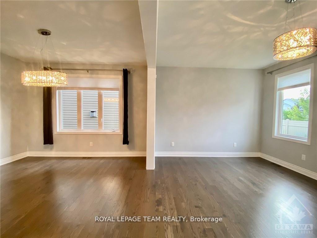Photo 6 of 333 Meadowbreeze Drive, Ottawa, Kanata - Emerald Meadows/Trailwest — HOMEH