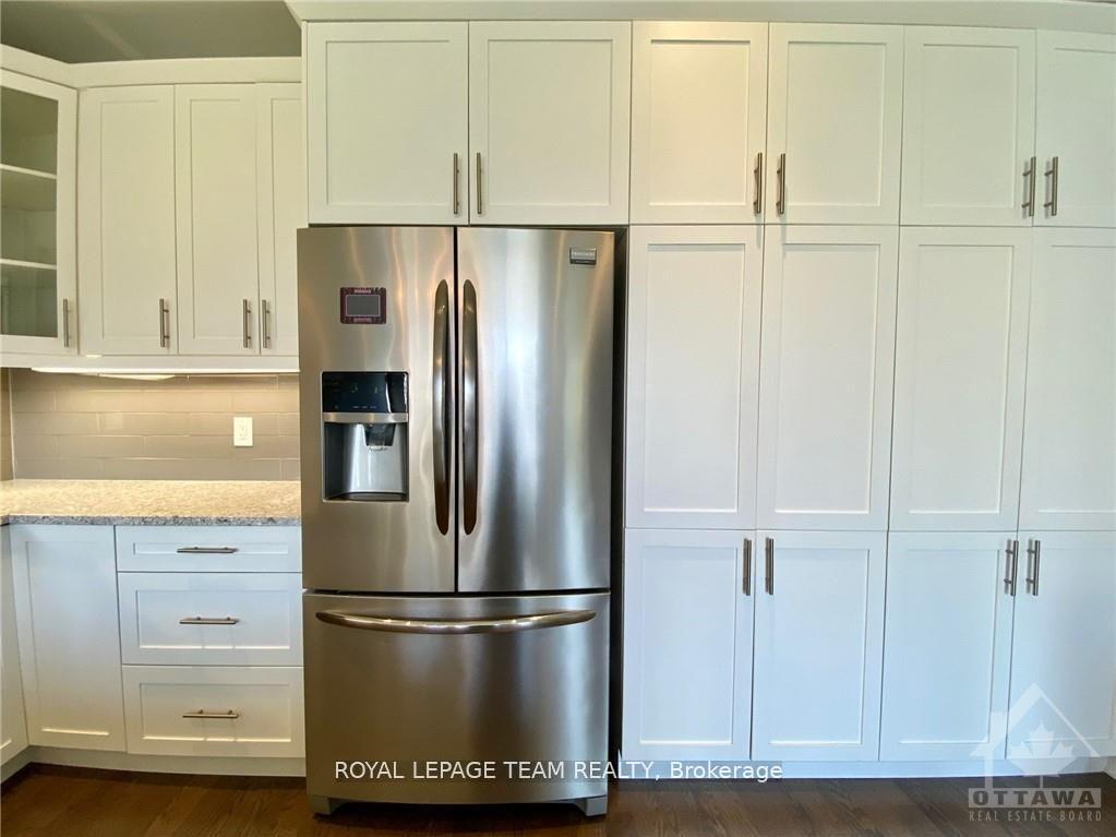 Photo 9 of 333 Meadowbreeze Drive, Ottawa, Kanata - Emerald Meadows/Trailwest — HOMEH