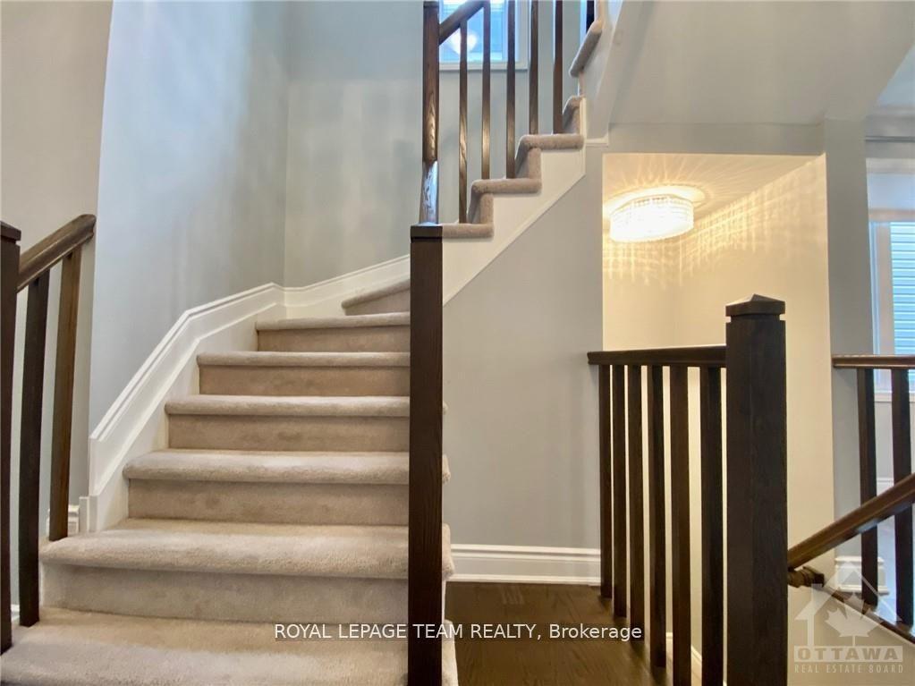 Photo 17 of 333 Meadowbreeze Drive, Ottawa, Kanata - Emerald Meadows/Trailwest — HOMEH