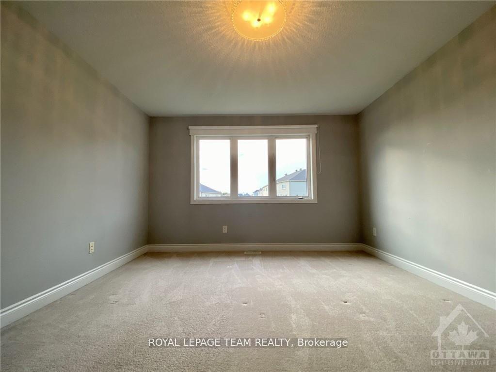 Photo 20 of 333 Meadowbreeze Drive, Ottawa, Kanata - Emerald Meadows/Trailwest — HOMEH