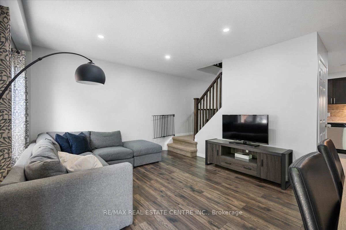 Photo 12 of 175 Maitland Street, Kitchener — HOMEH