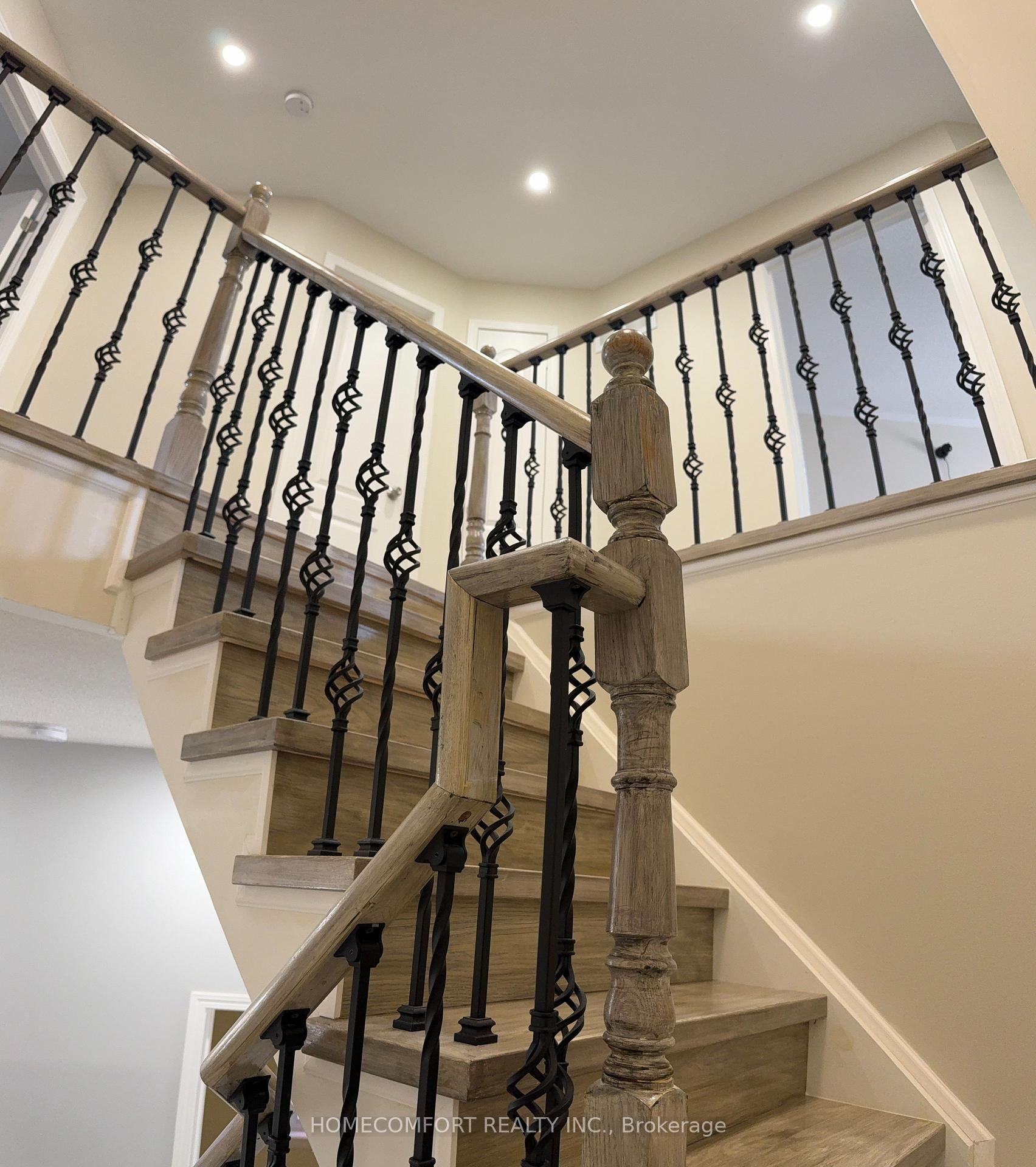 Photo 10 of 18 Glendennan Avenue, Markham, Cornell — HOMEH