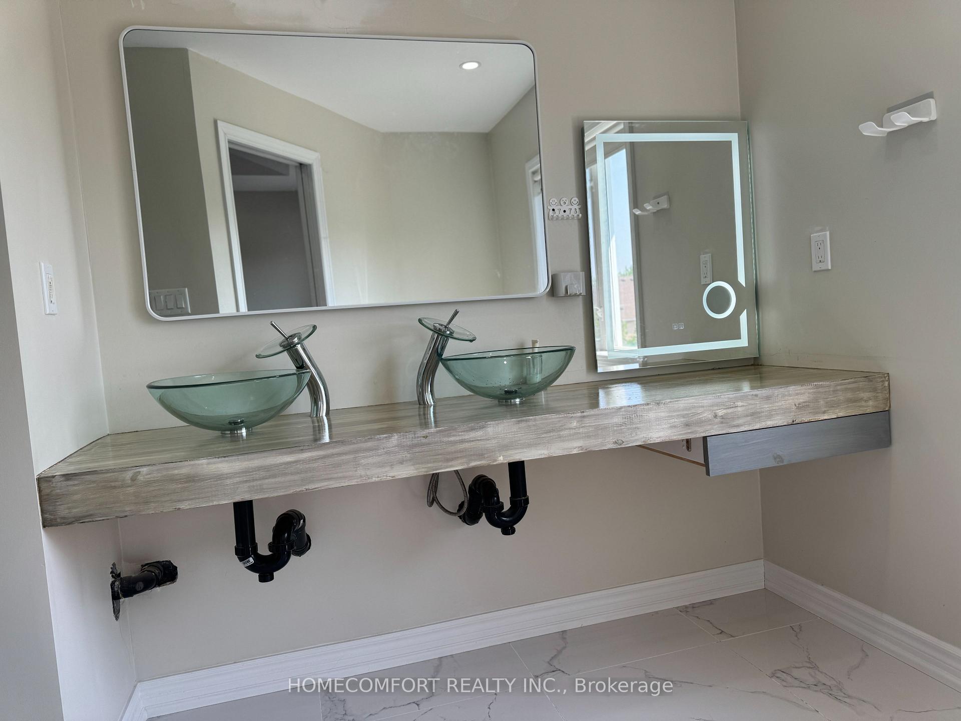 Photo 18 of 18 Glendennan Avenue, Markham, Cornell — HOMEH