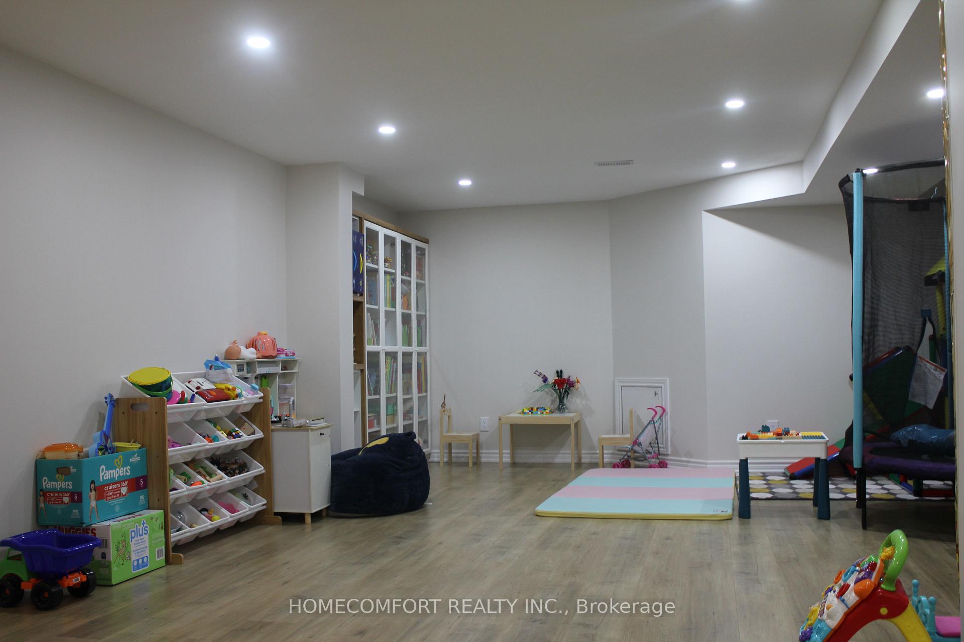 Photo 21 of 18 Glendennan Avenue, Markham, Cornell — HOMEH