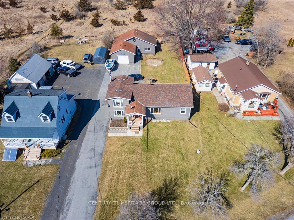 Photo 39 of 5153 Bath Road, Loyalist, Lennox and Addington - South — HOMEH
