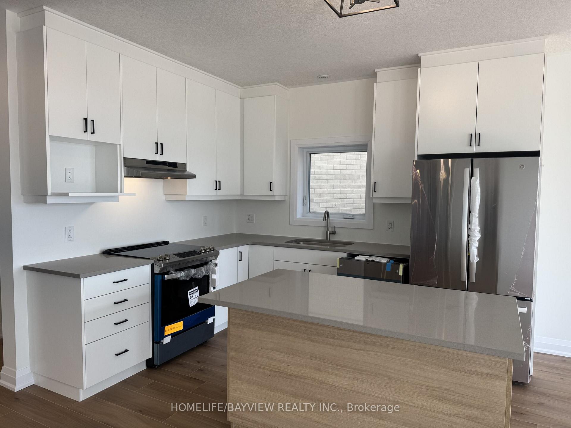 Photo 6 of 193 Benninger Dr., Kitchener — HOMEH