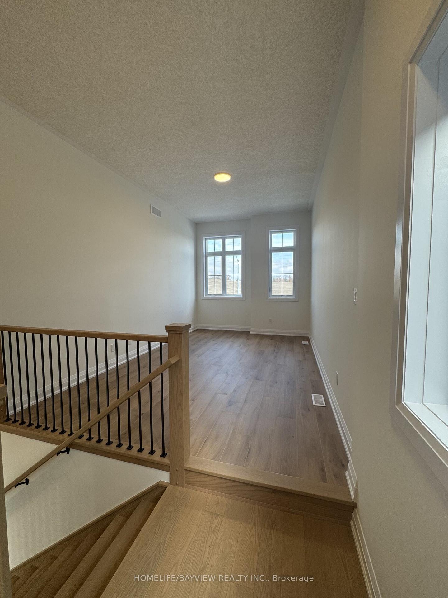Photo 10 of 193 Benninger Dr., Kitchener — HOMEH