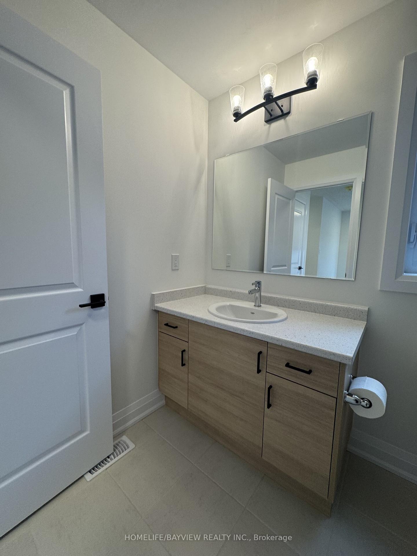 Photo 16 of 193 Benninger Dr., Kitchener — HOMEH