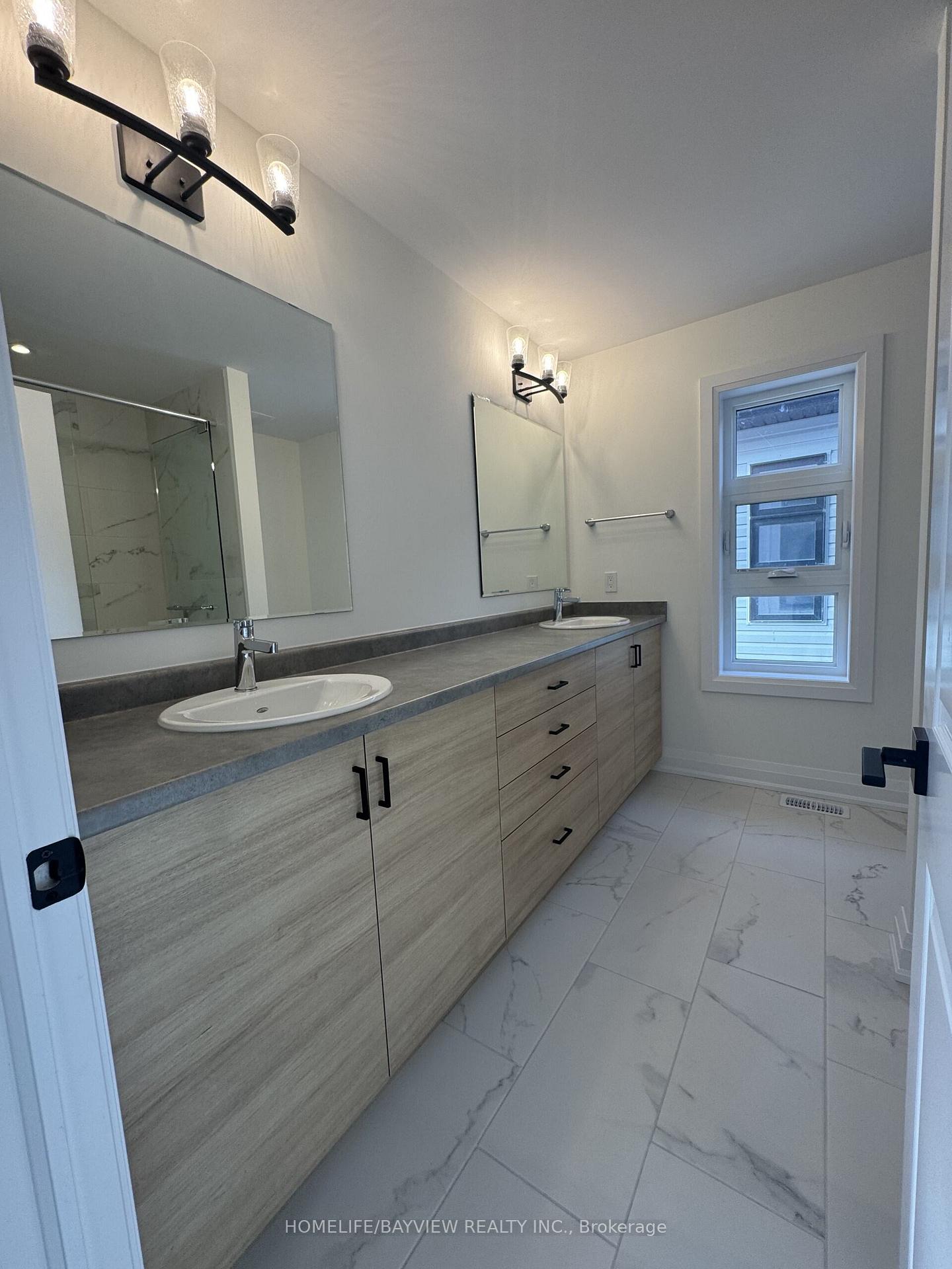 Photo 18 of 193 Benninger Dr., Kitchener — HOMEH