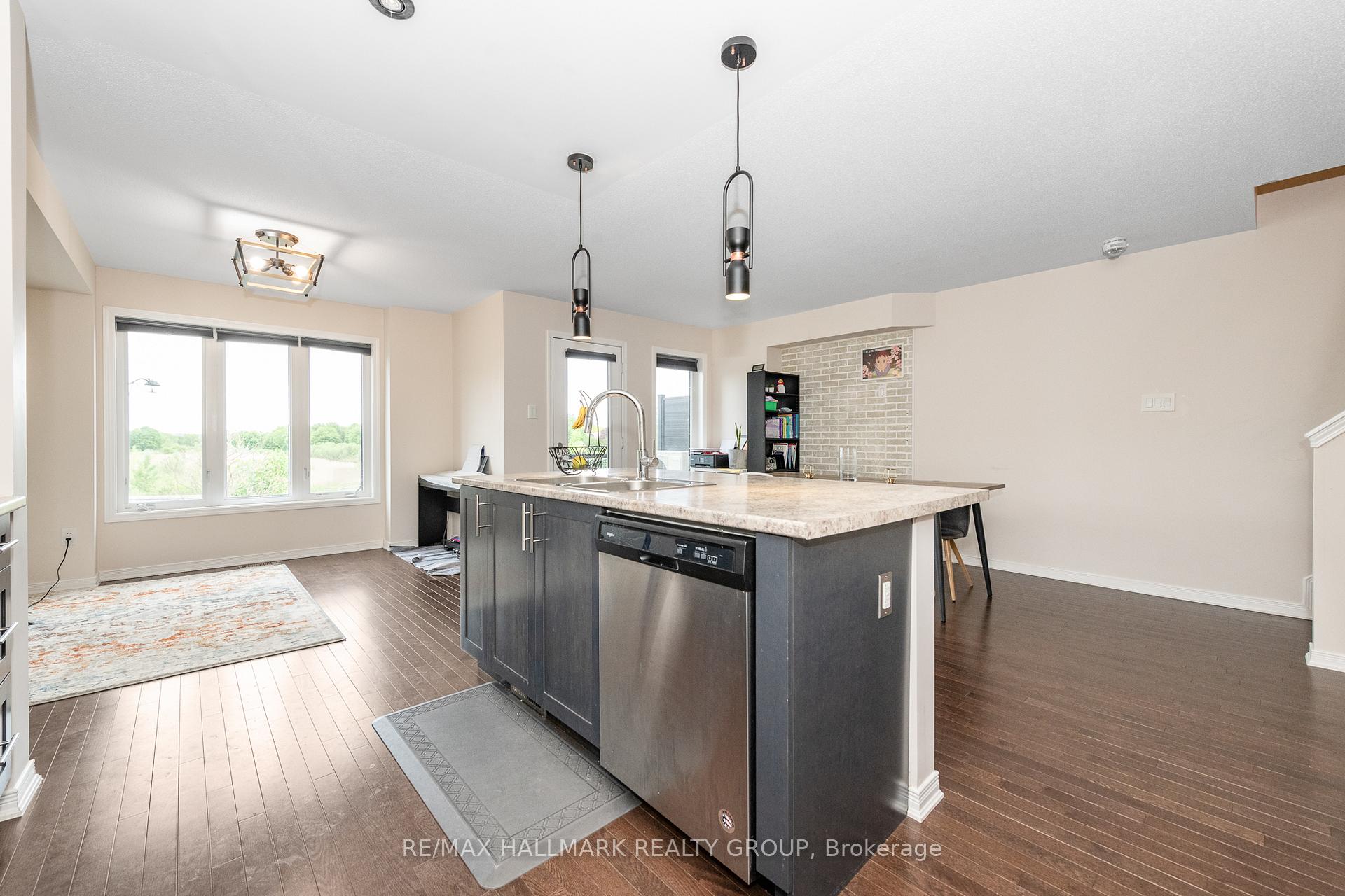 Photo 17 of 791 Element Private, Ottawa, Kanata - Emerald Meadows/Trailwest — HOMEH