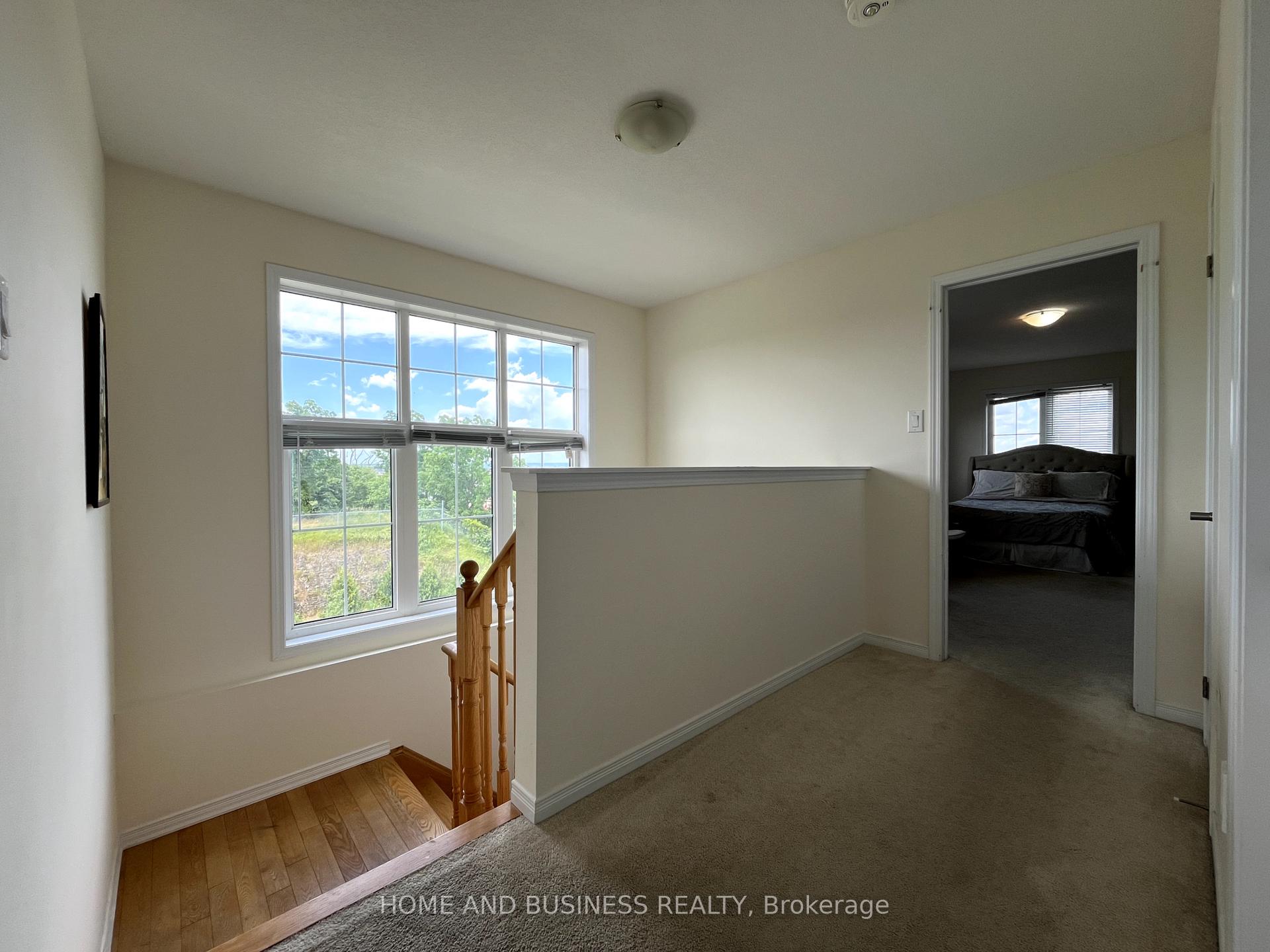 Photo 20 of 27 Allcroft Court, Hamilton, Stoney Creek Mountain — HOMEH