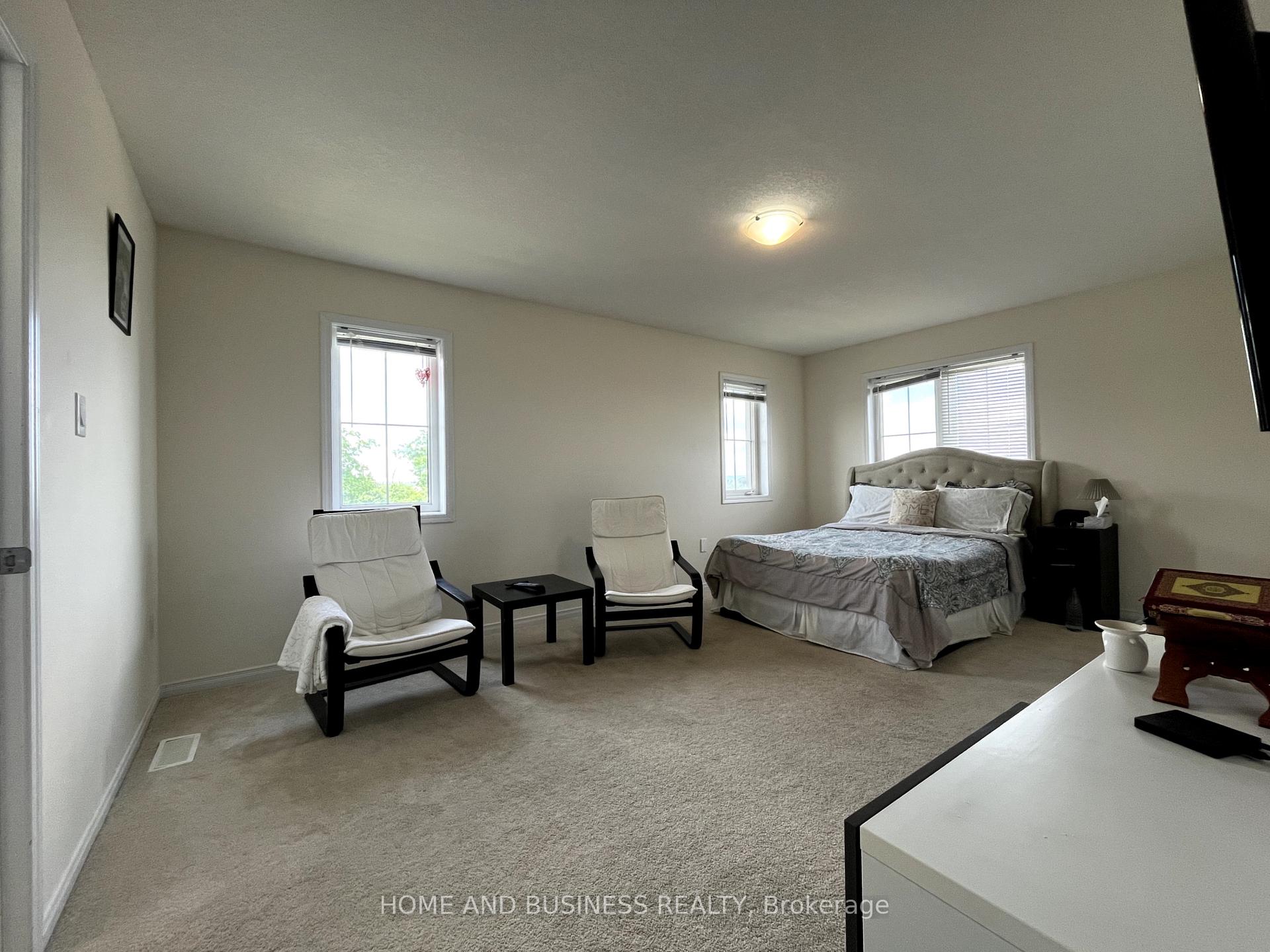 Photo 22 of 27 Allcroft Court, Hamilton, Stoney Creek Mountain — HOMEH