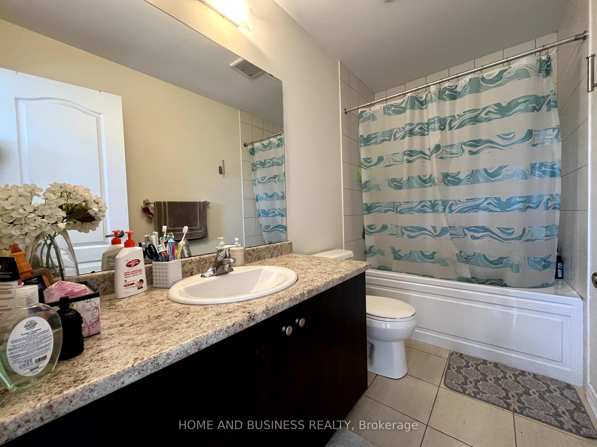 Photo 24 of 27 Allcroft Court, Hamilton, Stoney Creek Mountain — HOMEH