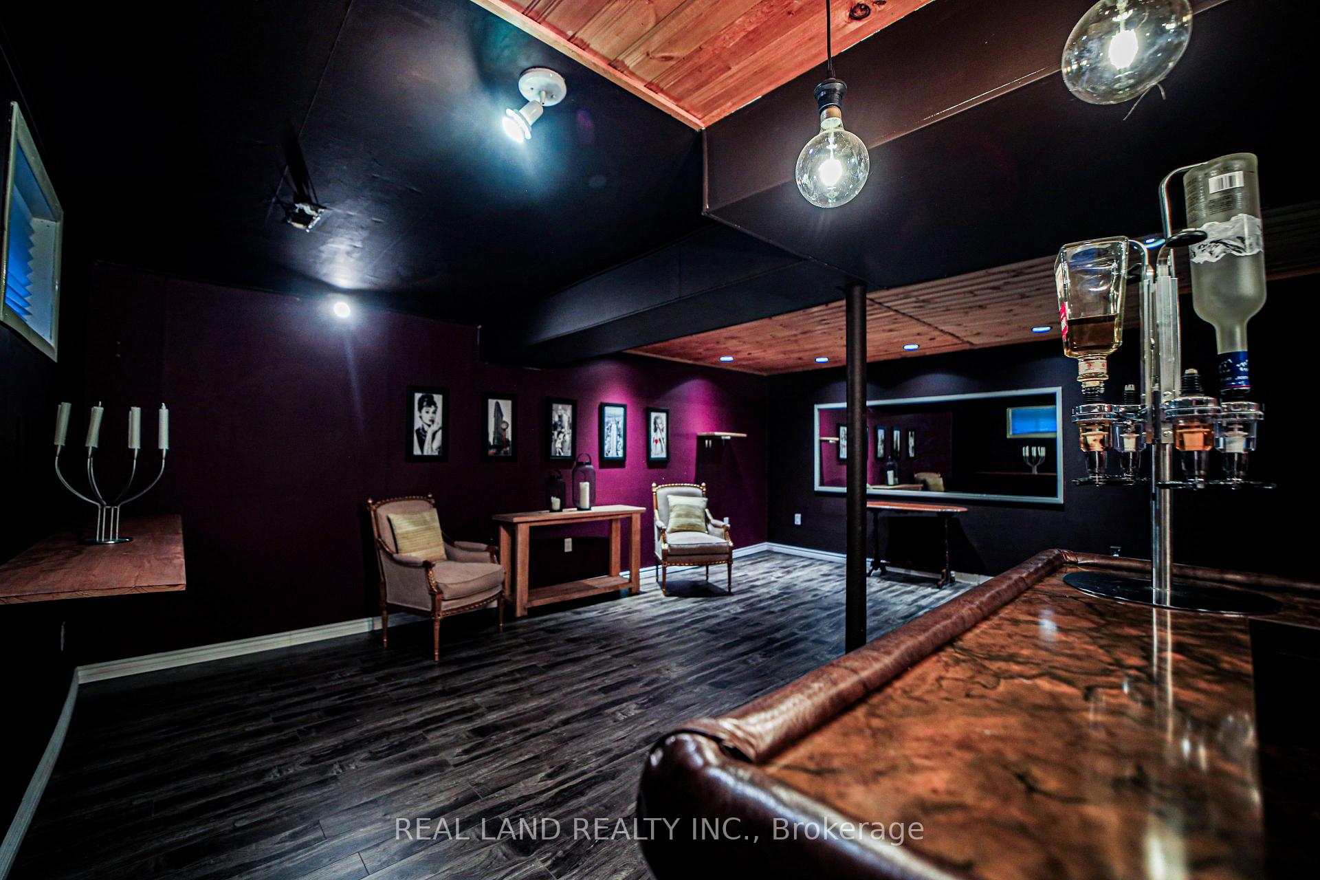 Photo 16 of 34 Lilac Avenue, Markham, Aileen-Willowbrook — HOMEH
