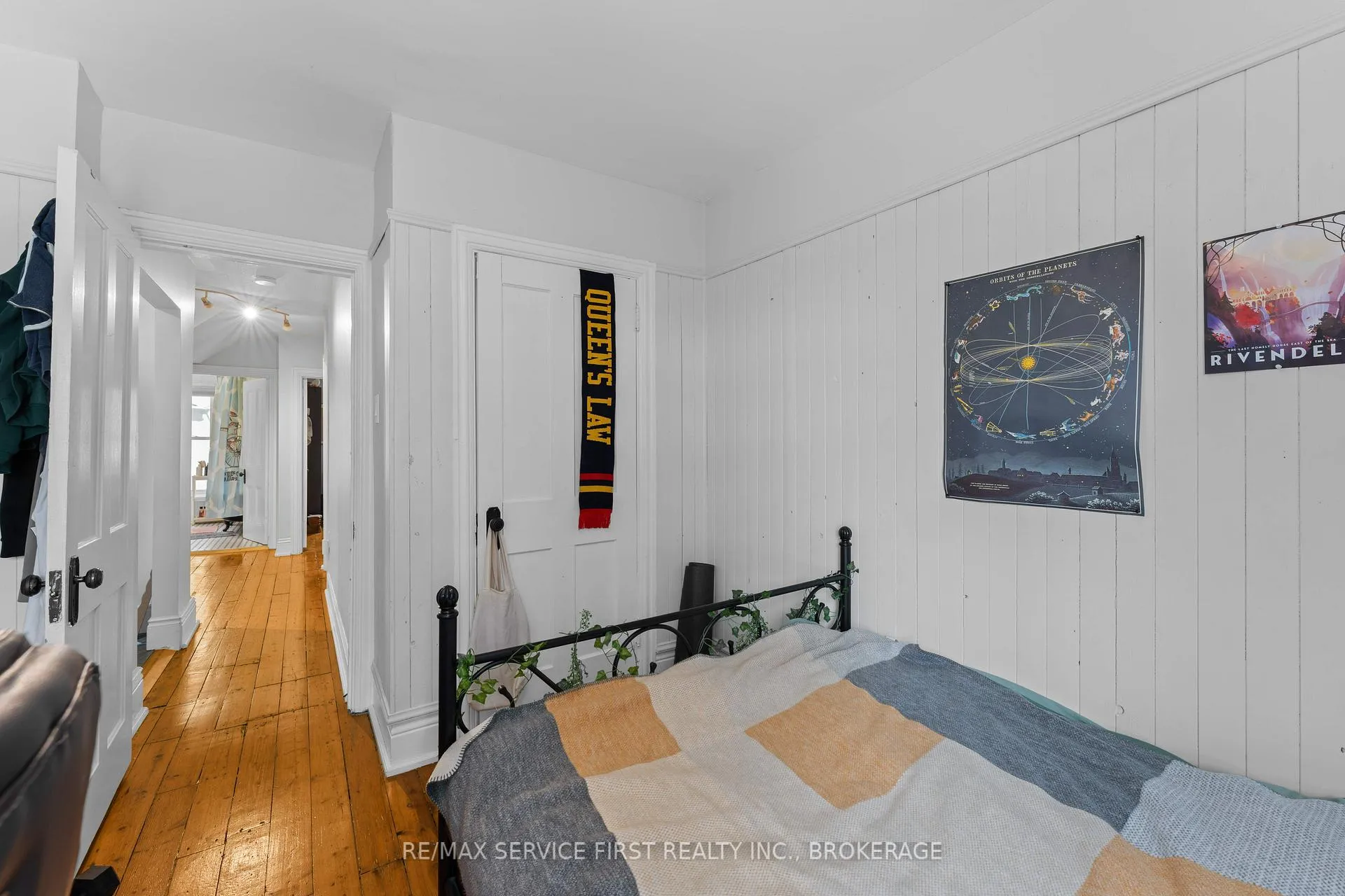 Photo 30 of 581 Victoria Street, Kingston, East of Sir John A. Blvd — HOMEH