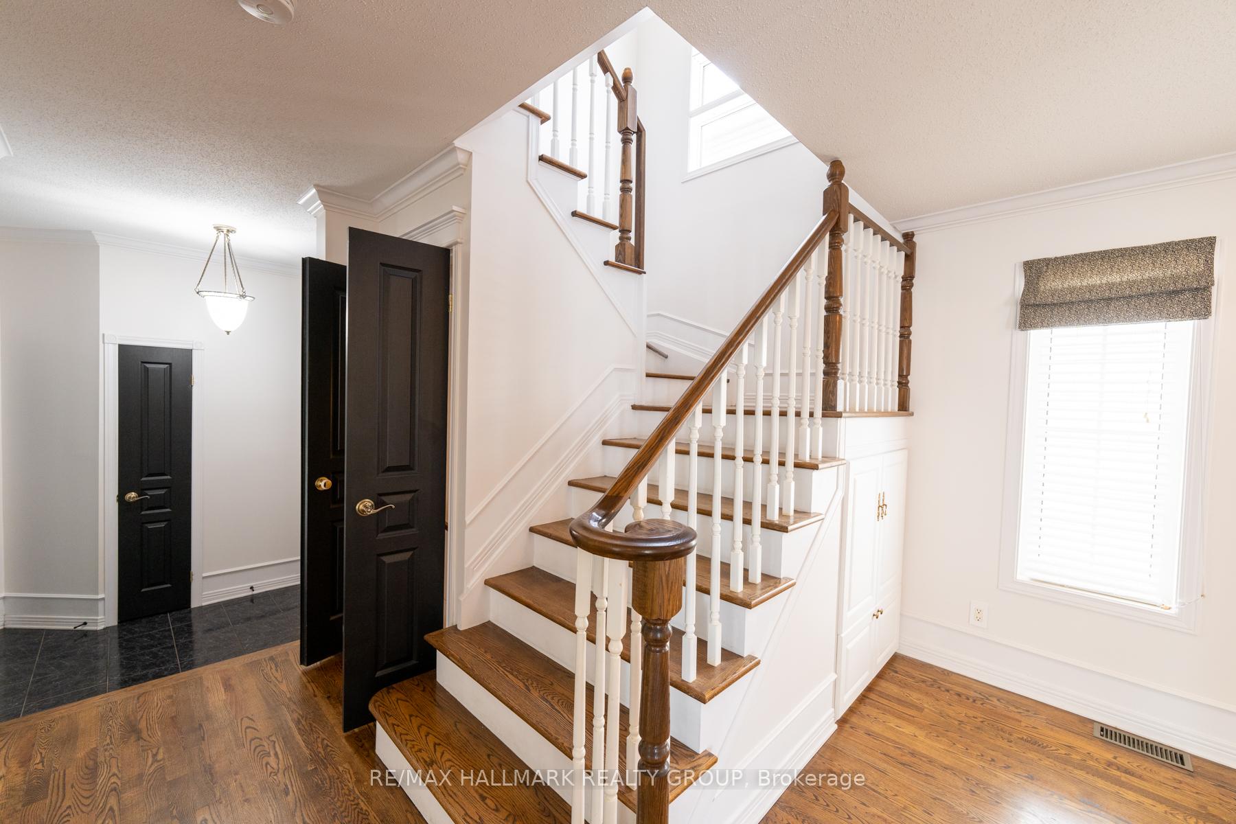 Photo 14 of 31 Bishops Mills Way, Ottawa, Kanata - Beaverbrook — HOMEH