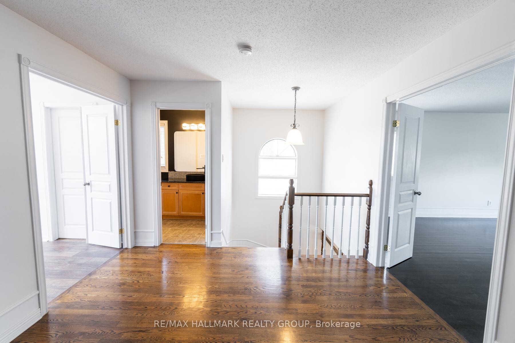 Photo 18 of 31 Bishops Mills Way, Ottawa, Kanata - Beaverbrook — HOMEH