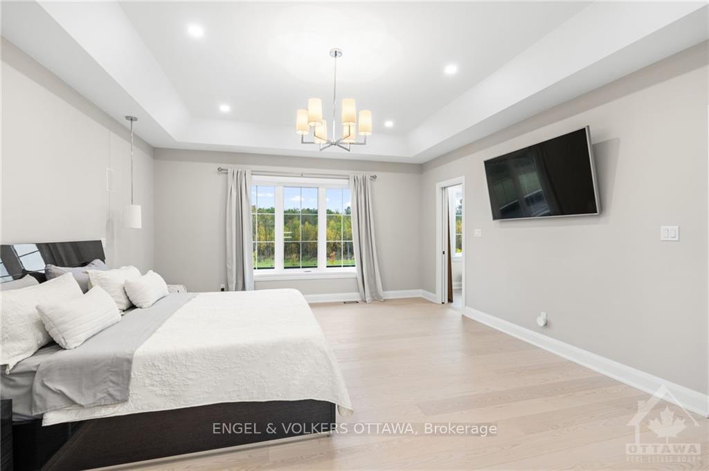 Photo 13 of 5817 Red Castle Ridge, Ottawa, Manotick East to Manotick Station — HOMEH