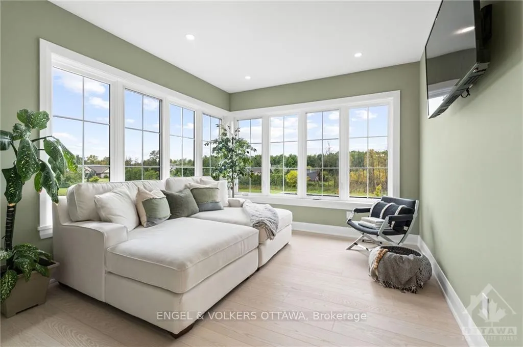 Photo 20 of 5817 Red Castle Ridge, Ottawa, Manotick East to Manotick Station — HOMEH