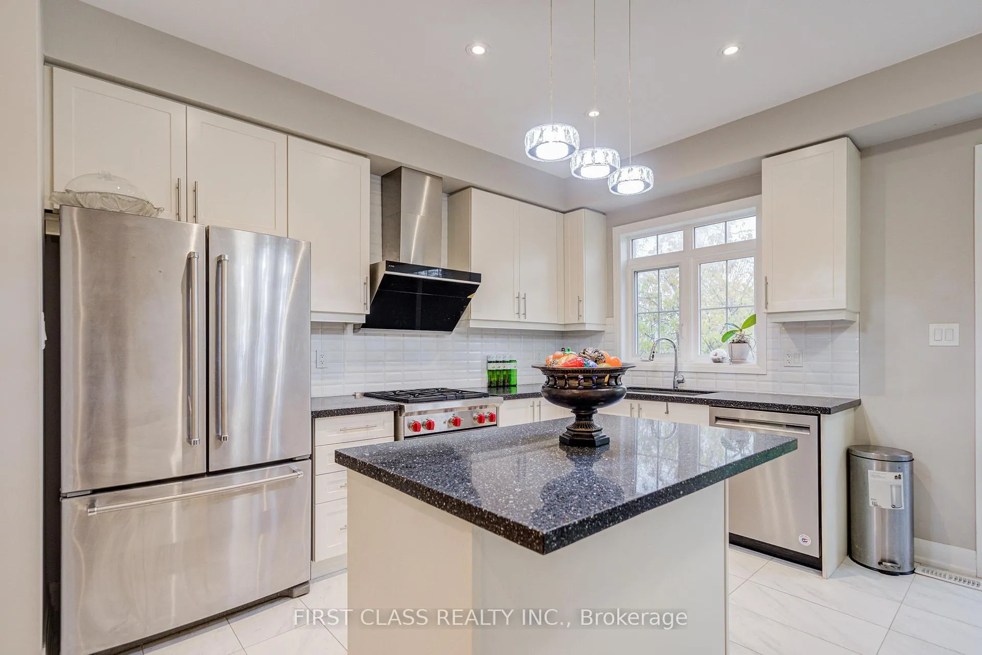 Photo 9 of 35 Thomas Foster Street, Markham, Berczy — HOMEH
