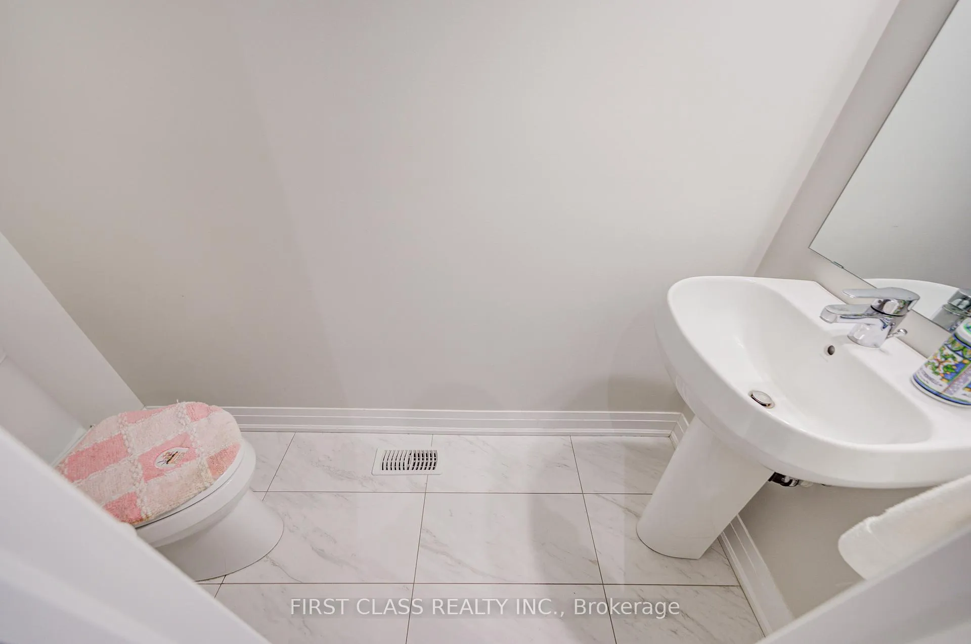 Photo 16 of 35 Thomas Foster Street, Markham, Berczy — HOMEH