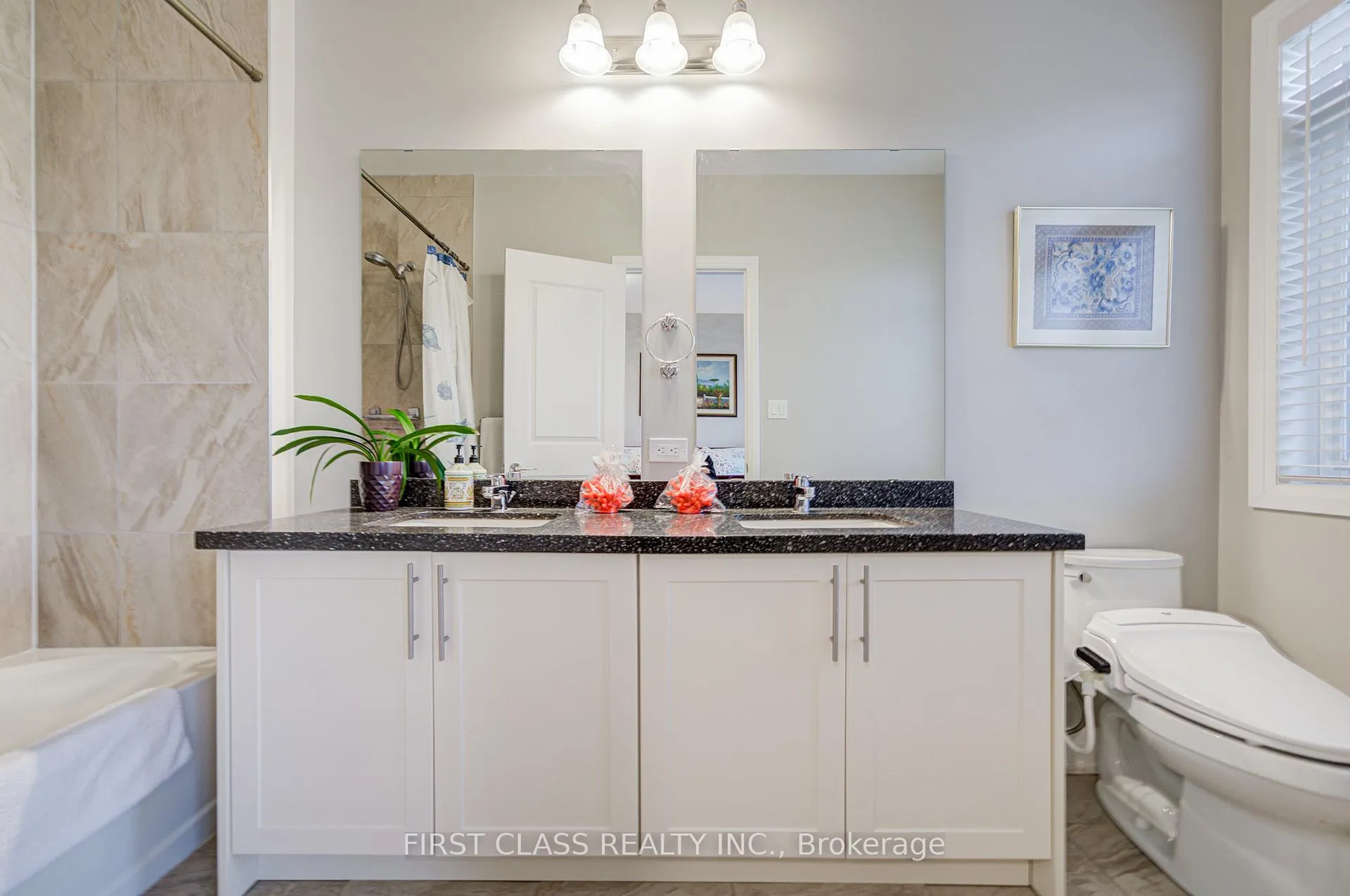 Photo 28 of 35 Thomas Foster Street, Markham, Berczy — HOMEH