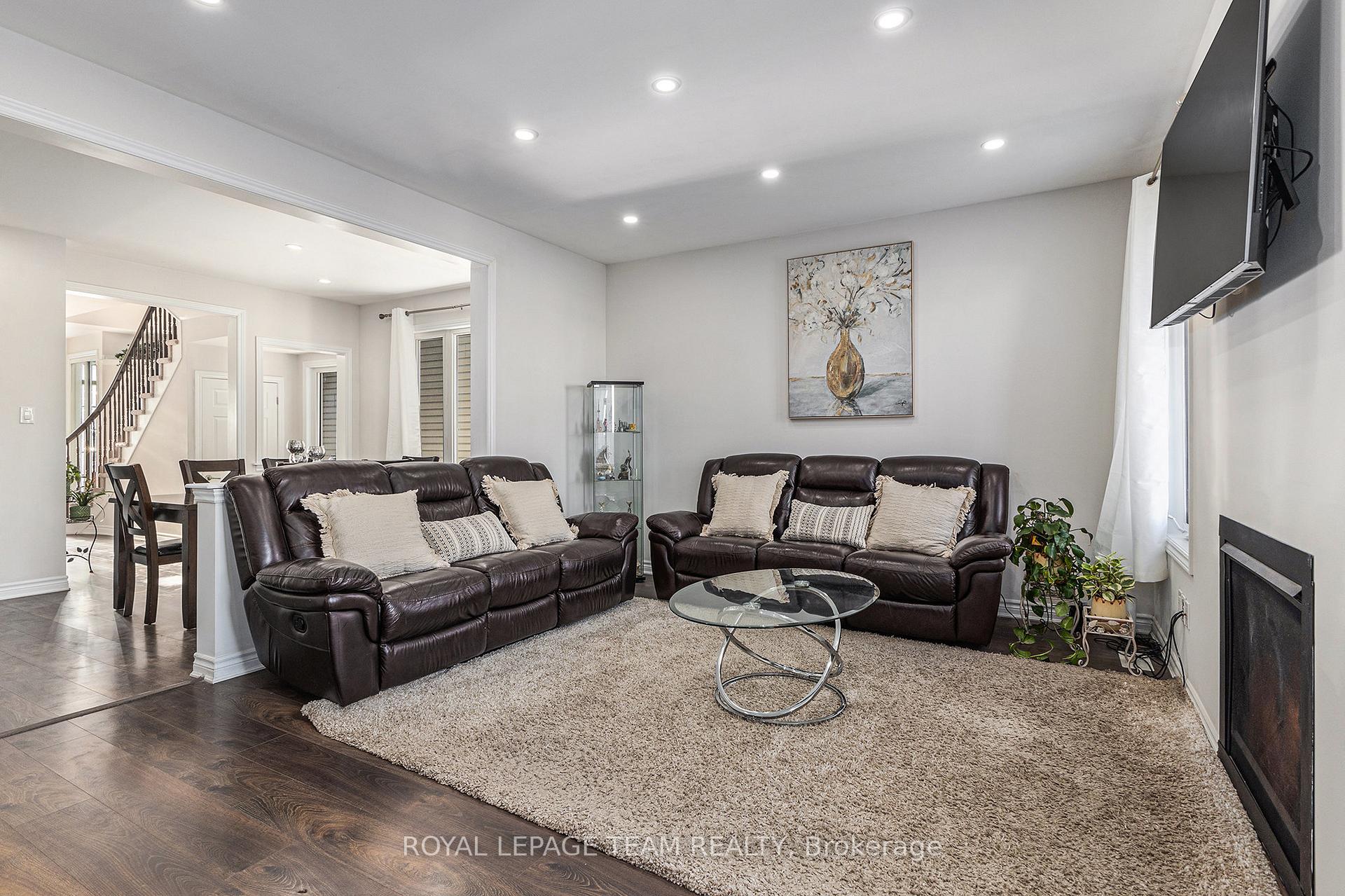 Photo 4 of 604 Malahat Way, Ottawa, Kanata - Emerald Meadows/Trailwest — HOMEH