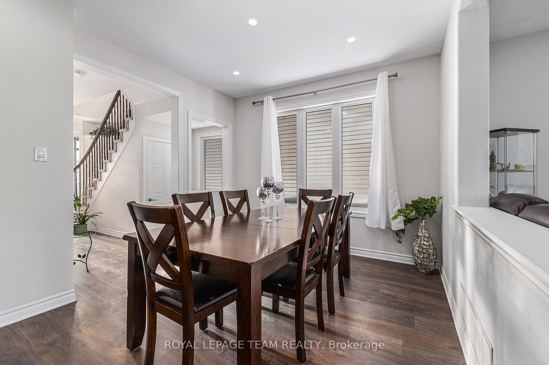 Photo 9 of 604 Malahat Way, Ottawa, Kanata - Emerald Meadows/Trailwest — HOMEH
