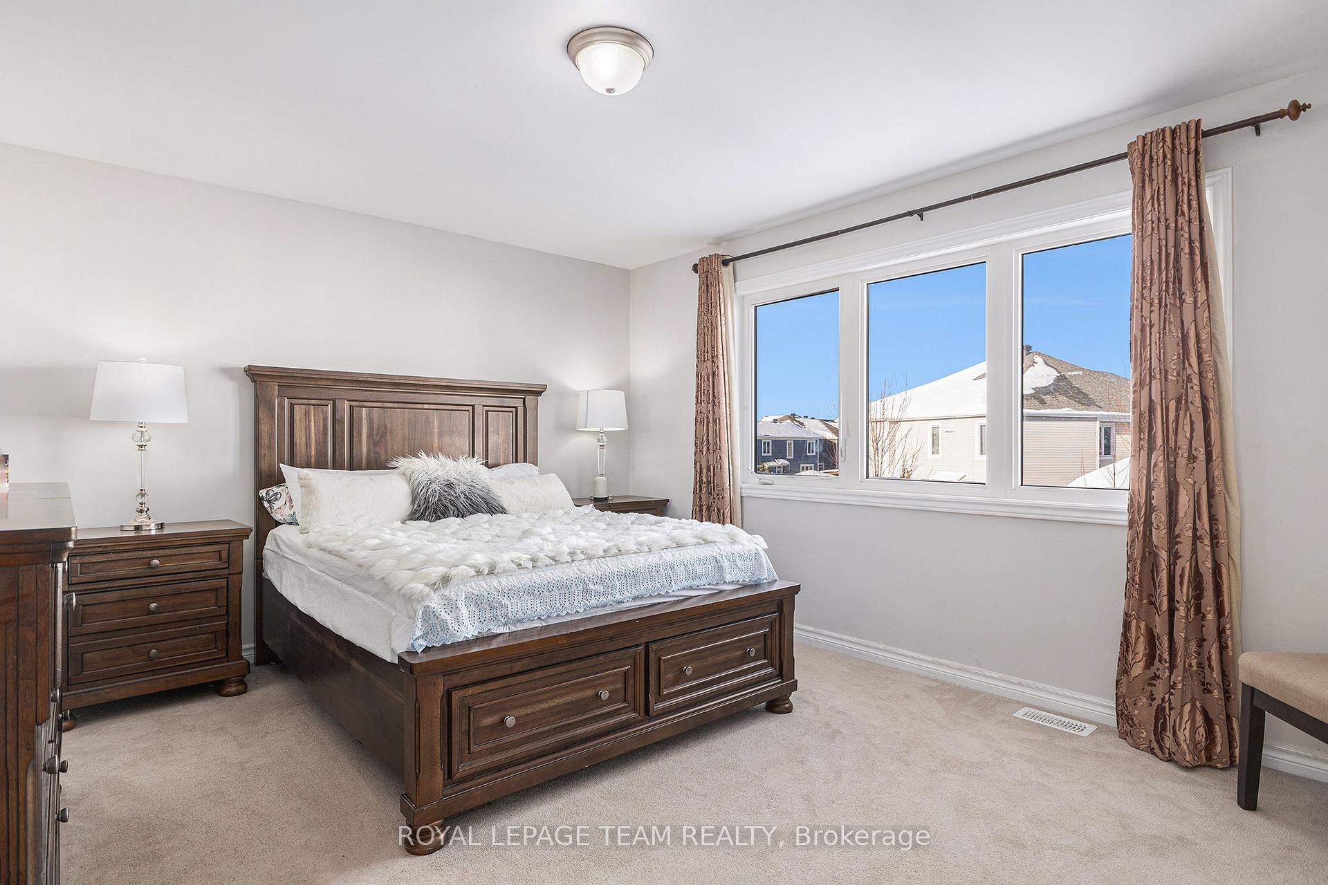 Photo 11 of 604 Malahat Way, Ottawa, Kanata - Emerald Meadows/Trailwest — HOMEH