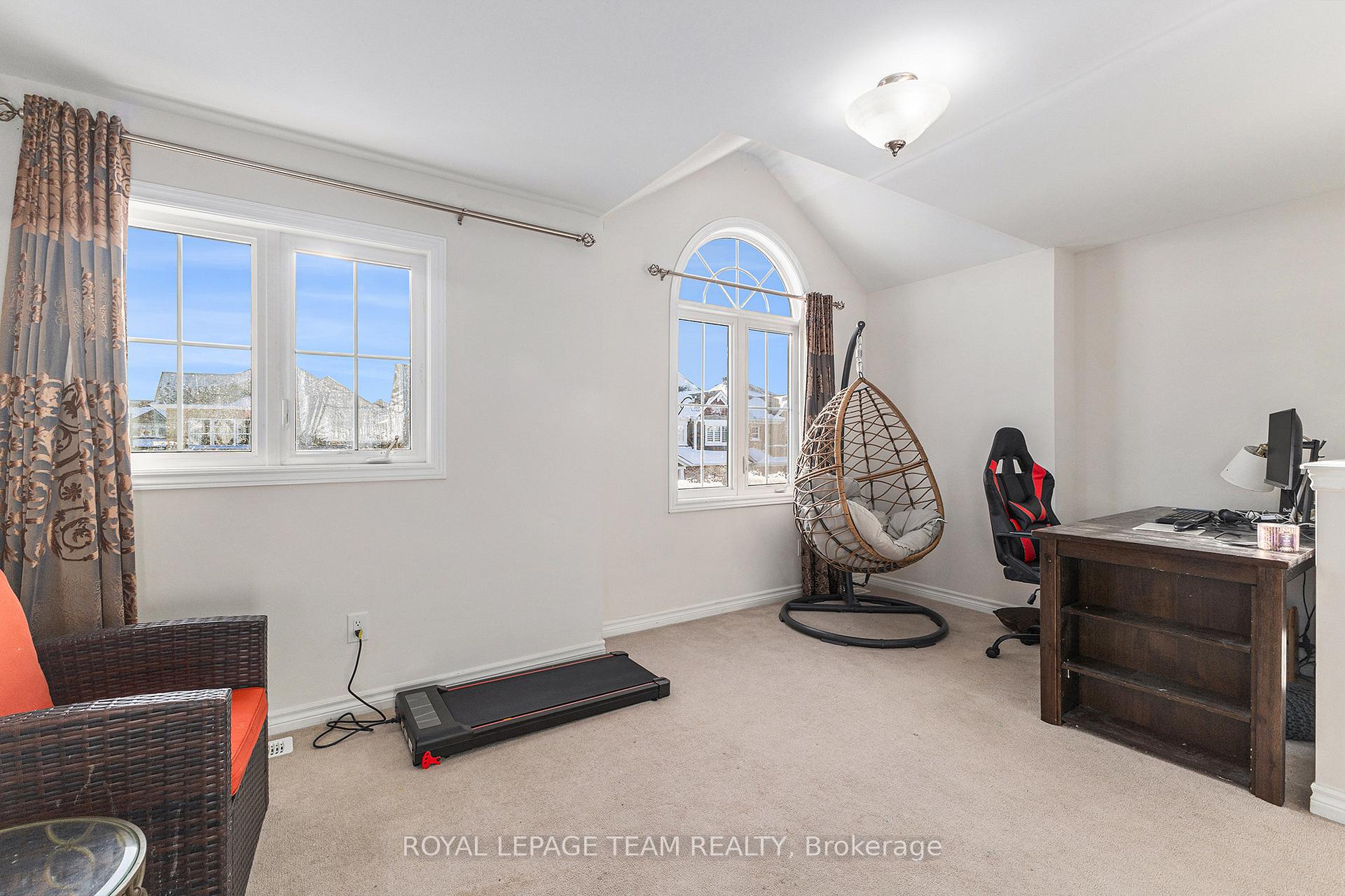 Photo 18 of 604 Malahat Way, Ottawa, Kanata - Emerald Meadows/Trailwest — HOMEH