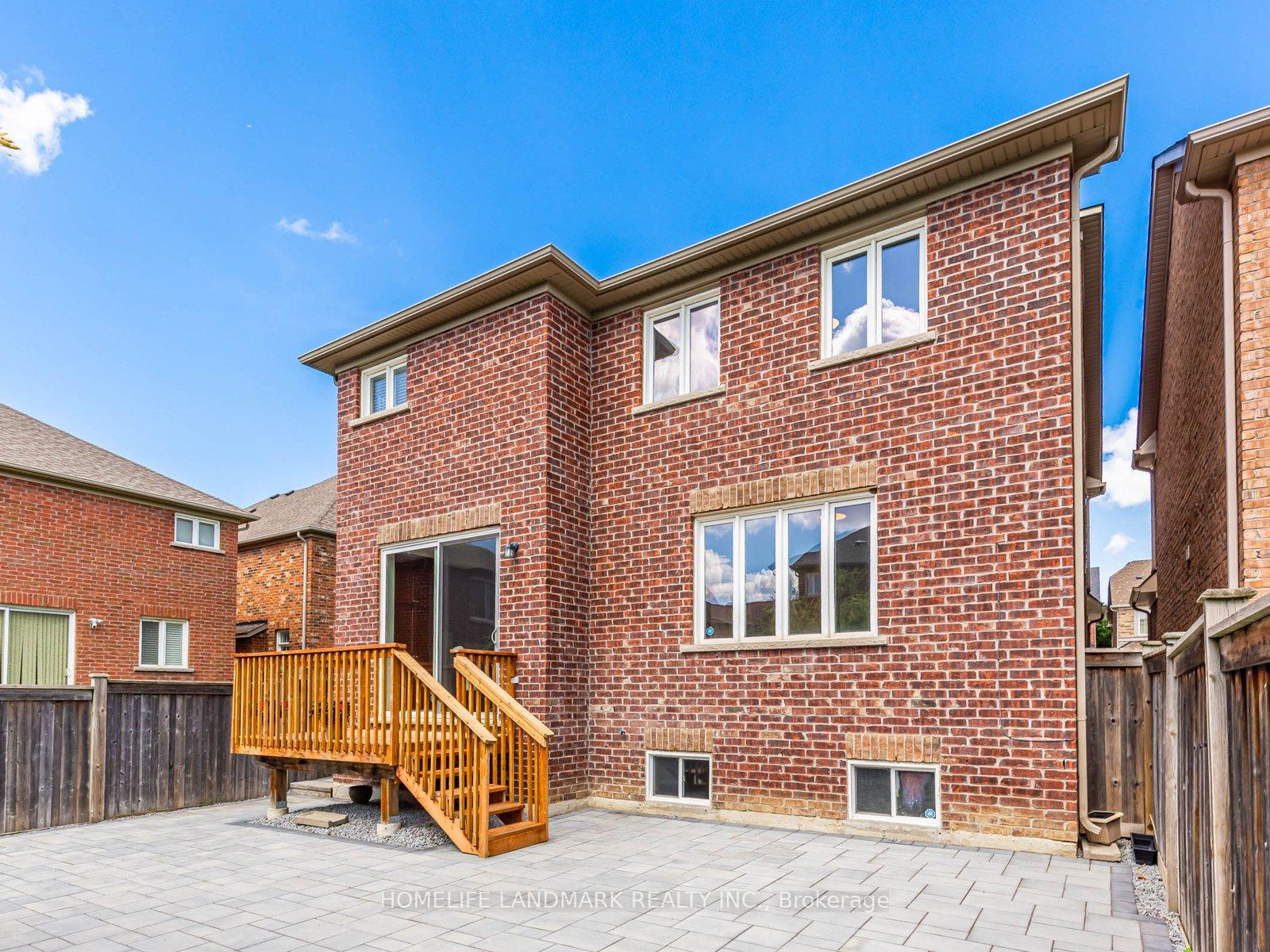 Photo 11 of 3 Wintam Place, Markham, Victoria Square — HOMEH
