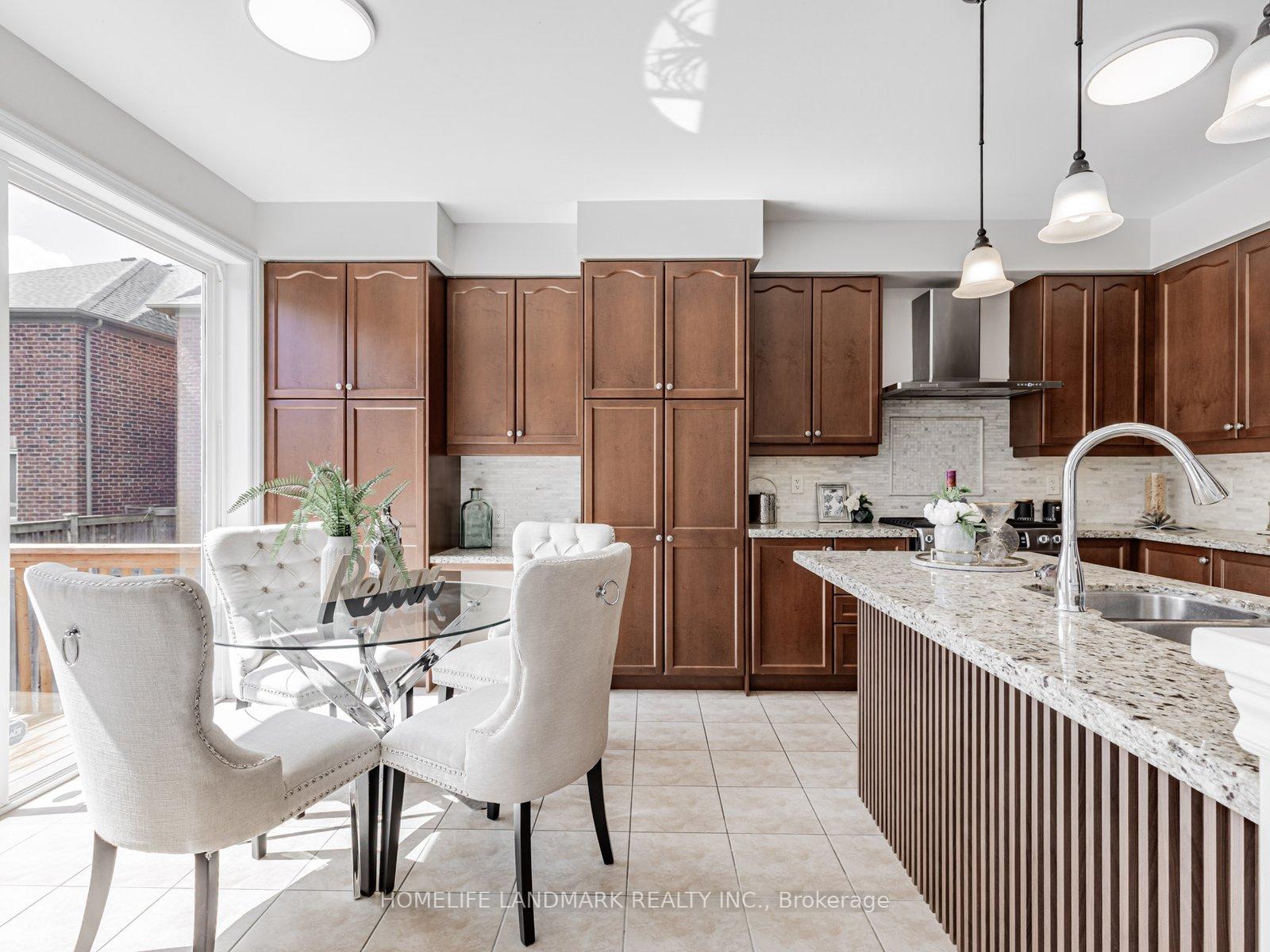 Photo 28 of 3 Wintam Place, Markham, Victoria Square — HOMEH