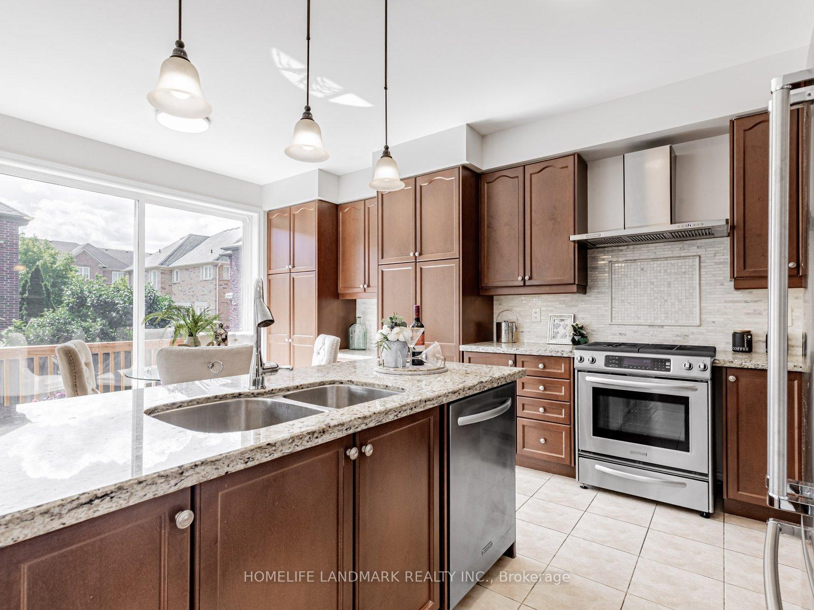 Photo 29 of 3 Wintam Place, Markham, Victoria Square — HOMEH