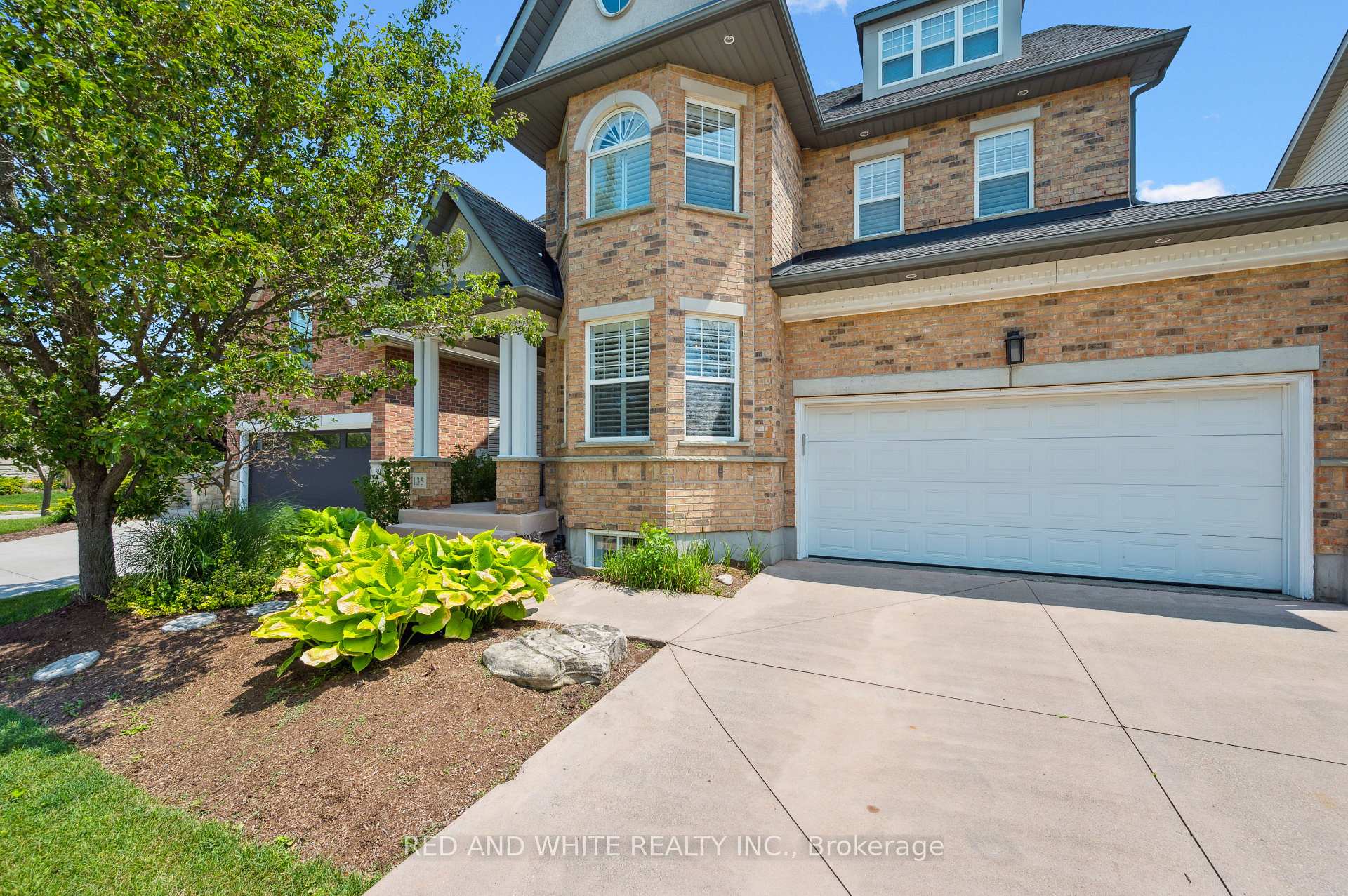 Photo 1 of 135 Hawkswood Drive, Kitchener — HOMEH