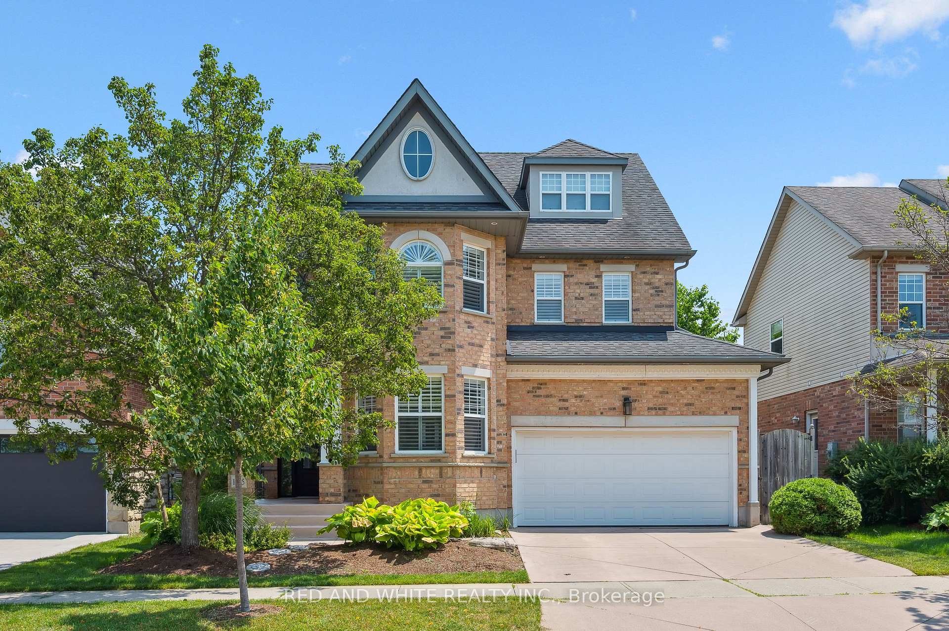 Photo 2 of 135 Hawkswood Drive, Kitchener — HOMEH