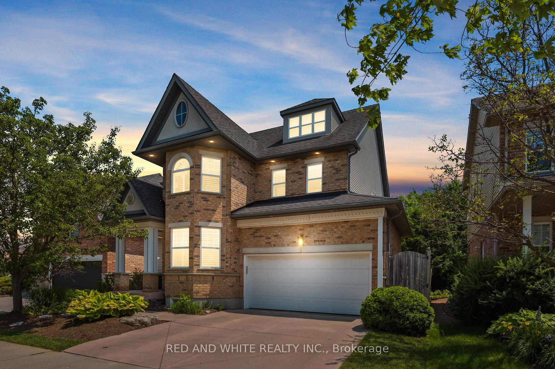 Photo 3 of 135 Hawkswood Drive, Kitchener — HOMEH