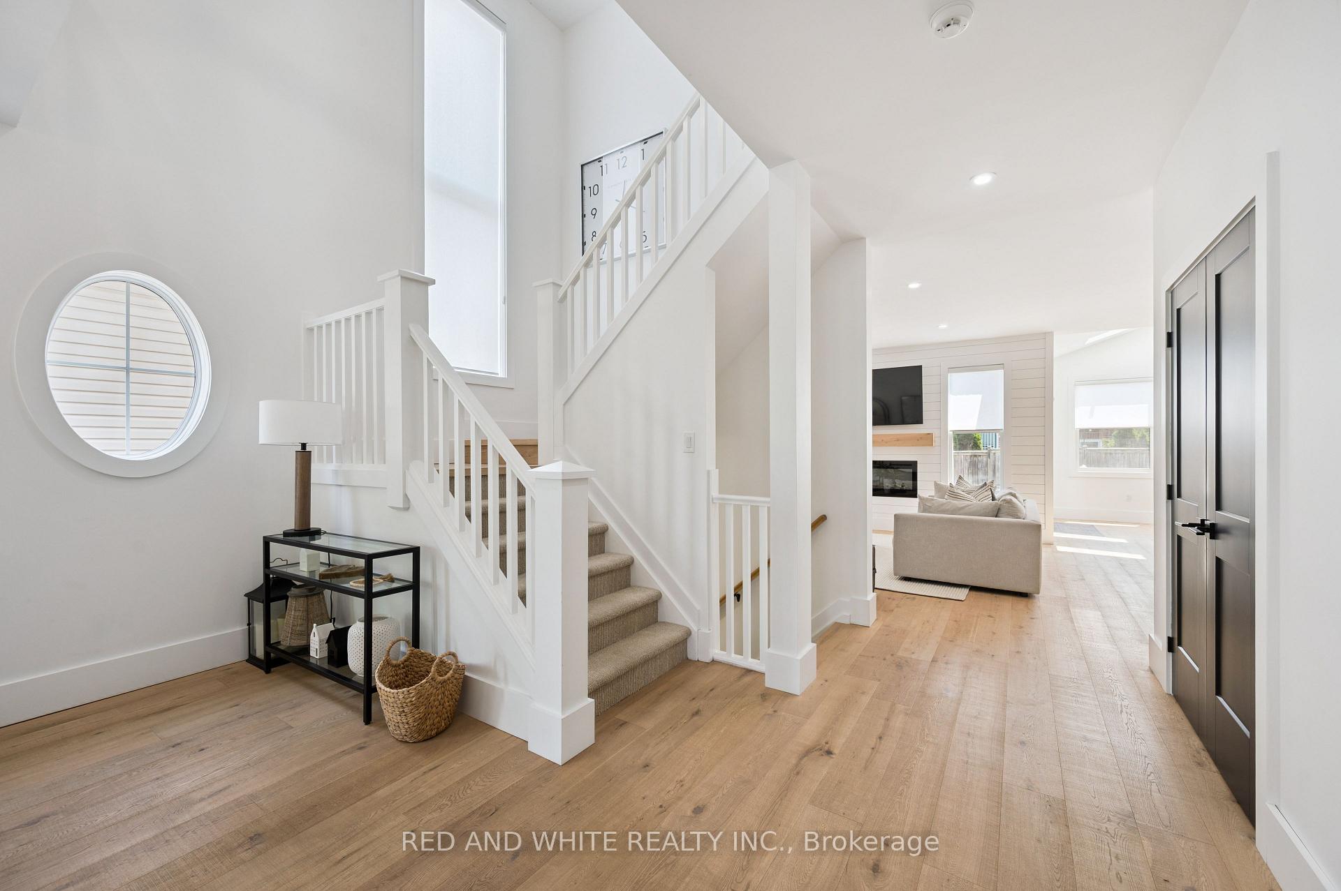 Photo 9 of 135 Hawkswood Drive, Kitchener — HOMEH