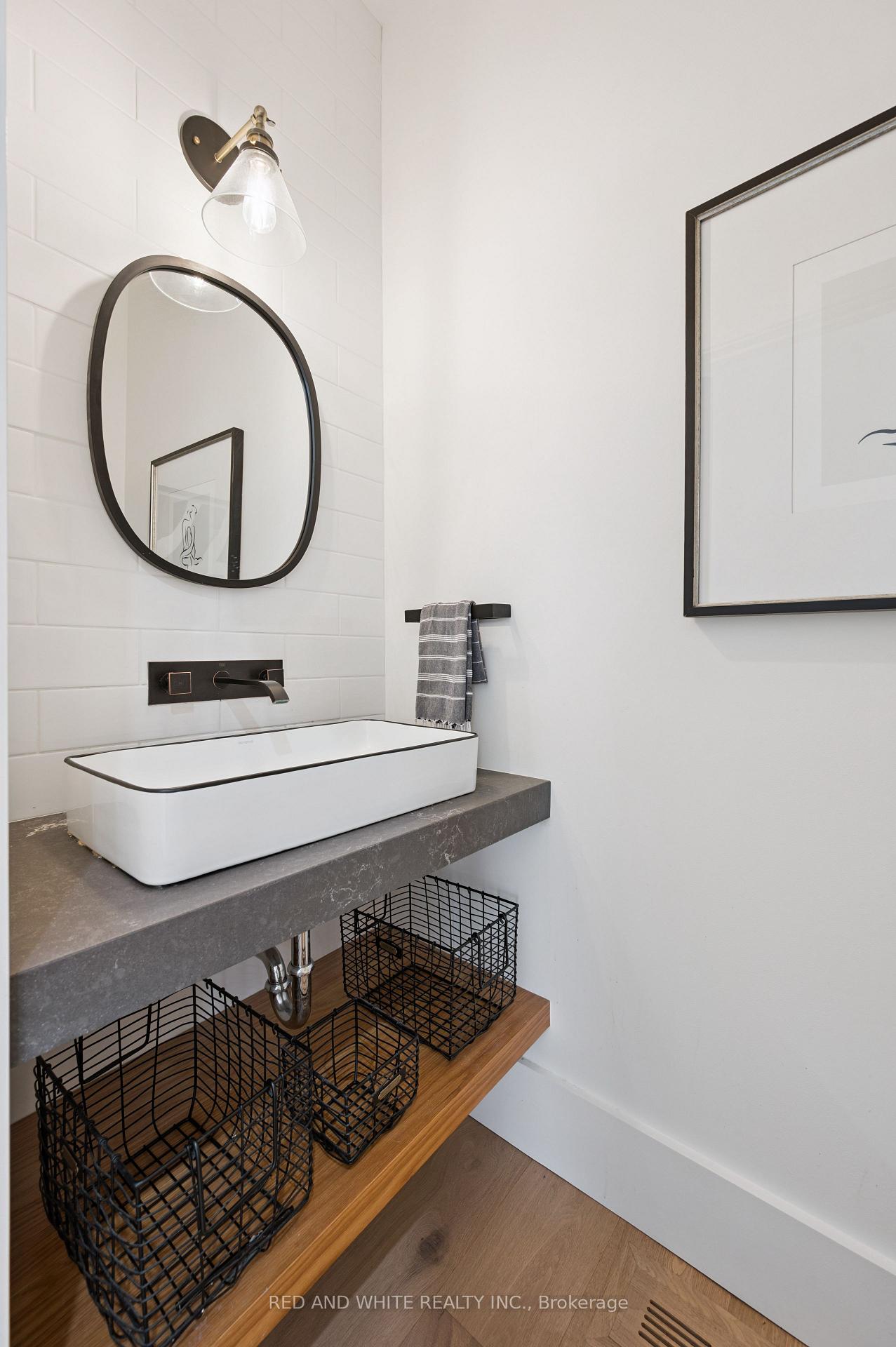 Photo 17 of 135 Hawkswood Drive, Kitchener — HOMEH