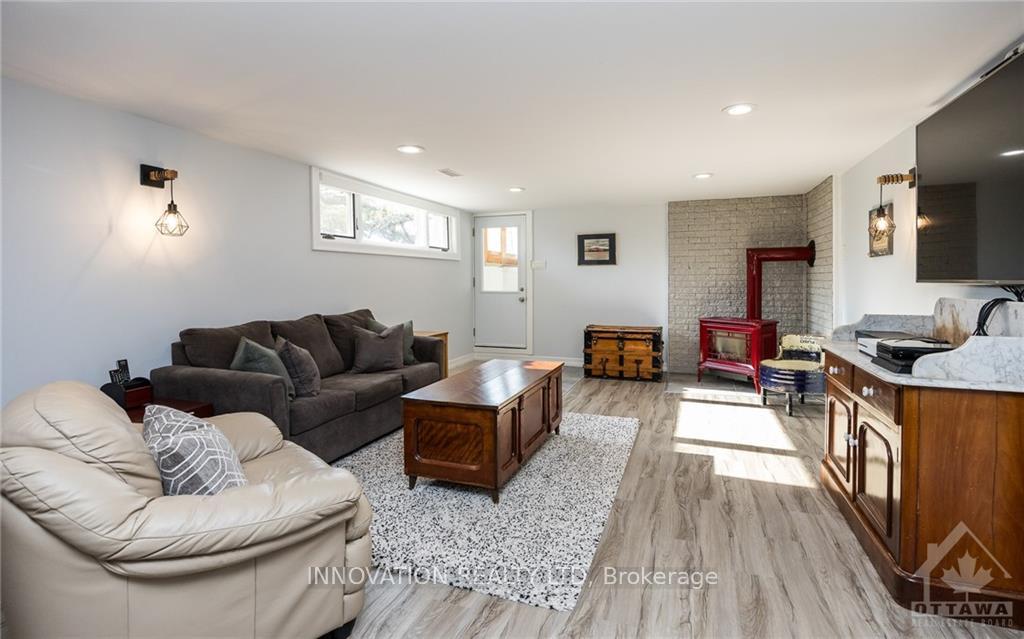 Photo 20 of 1104 Boucher Crescent, Ottawa, Manotick South to Roger Stevens — HOMEH